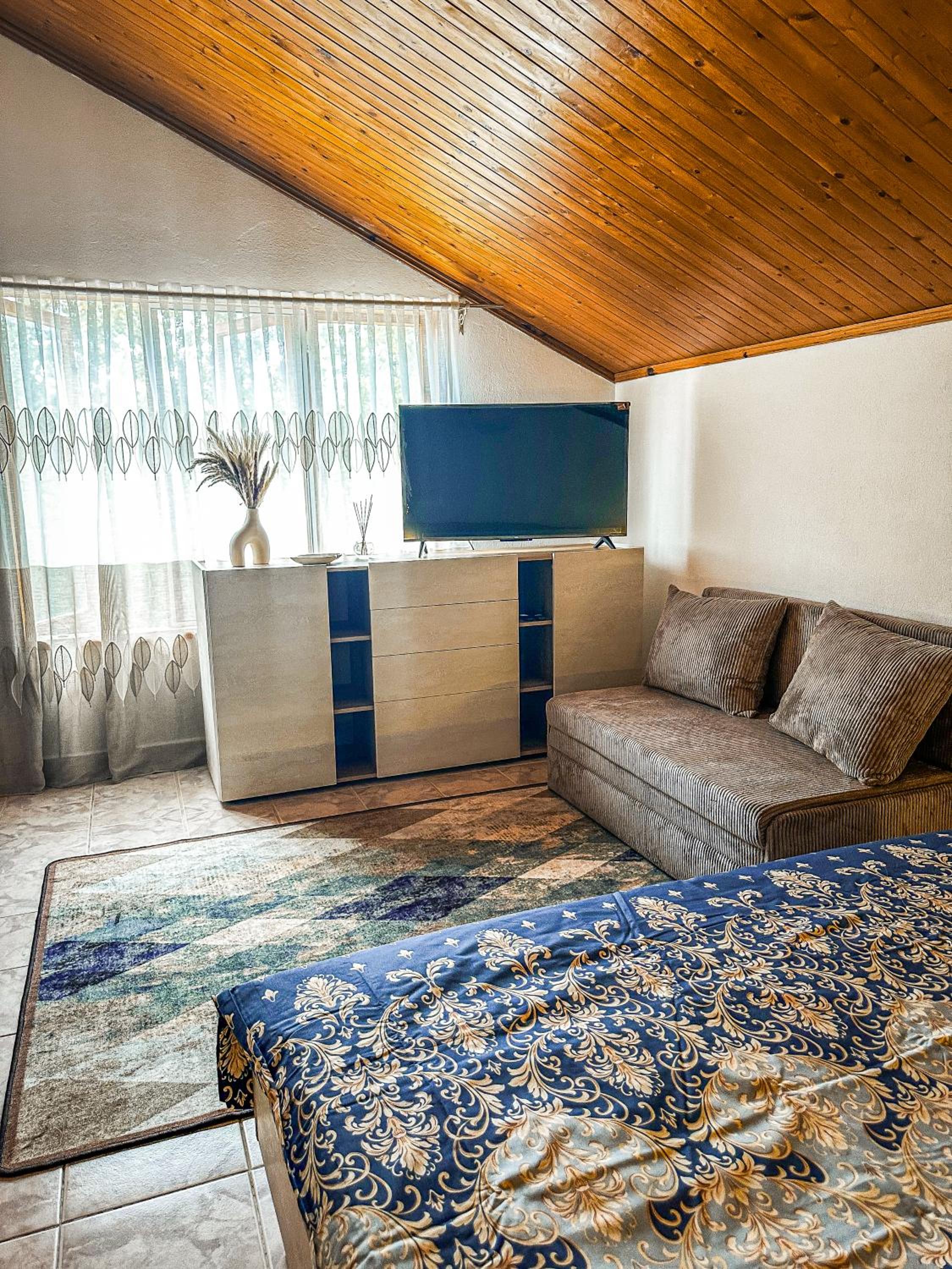 Villa photo 1