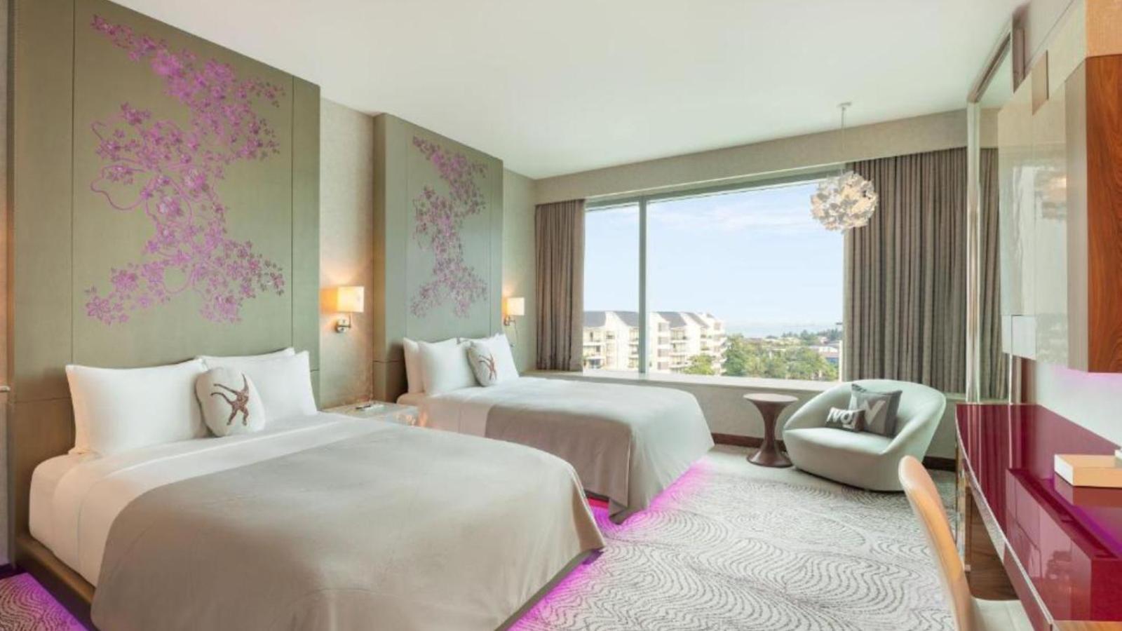 Wonderful Queen Room with Two Queen Beds (Non Smoking)