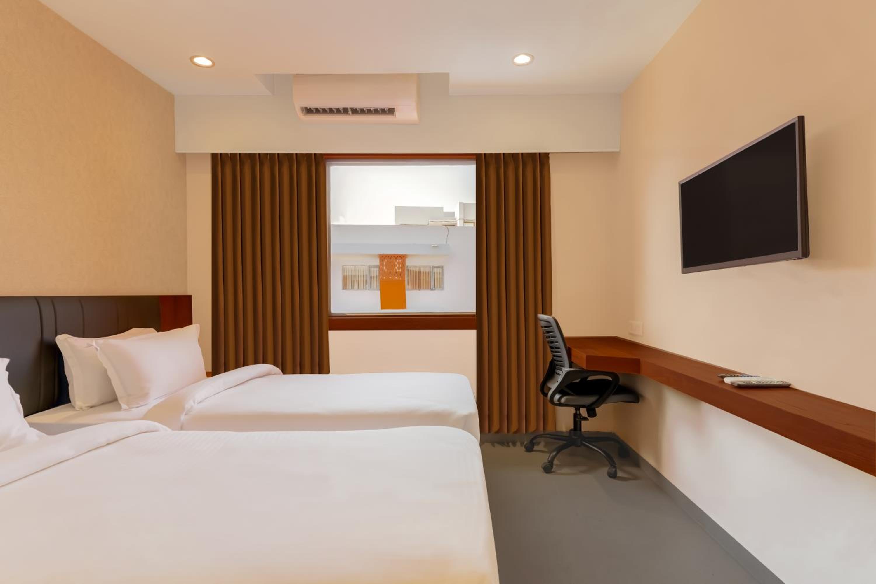 Deluxe Twin Room - Photo 4