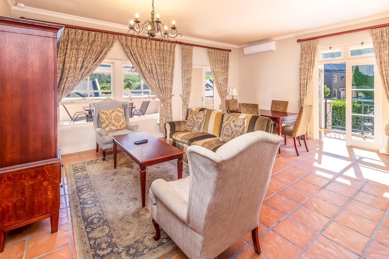 Two Bedroom Villa - Mountain View