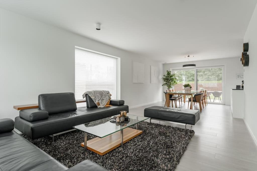 Three-Bedroom House photo 1