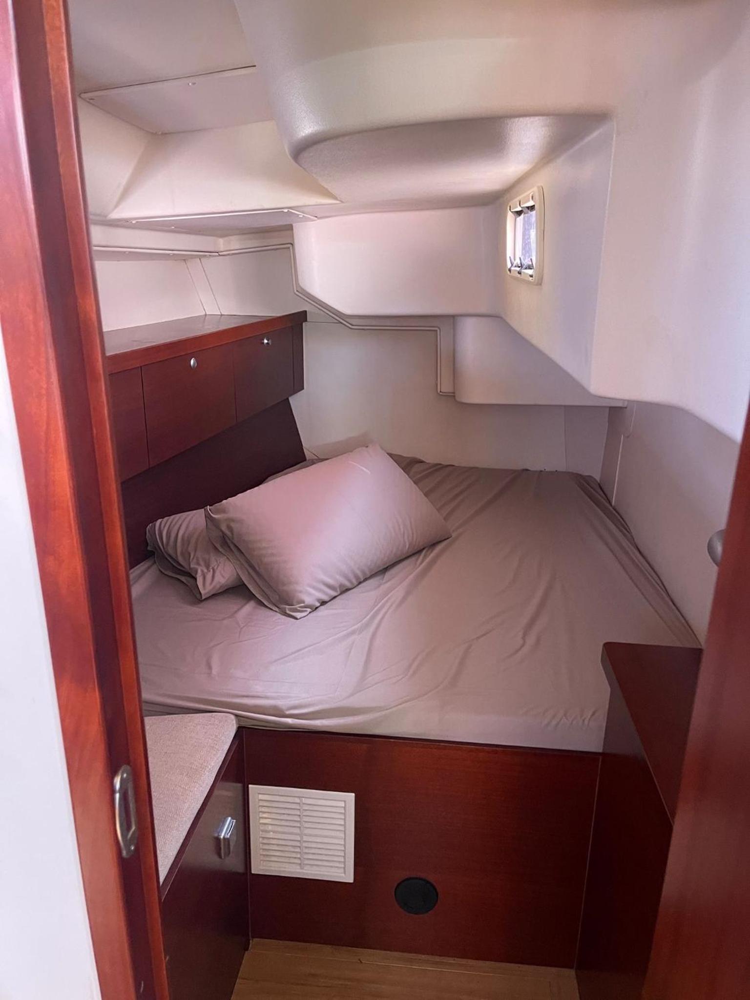 Deluxe King Room photo 1
