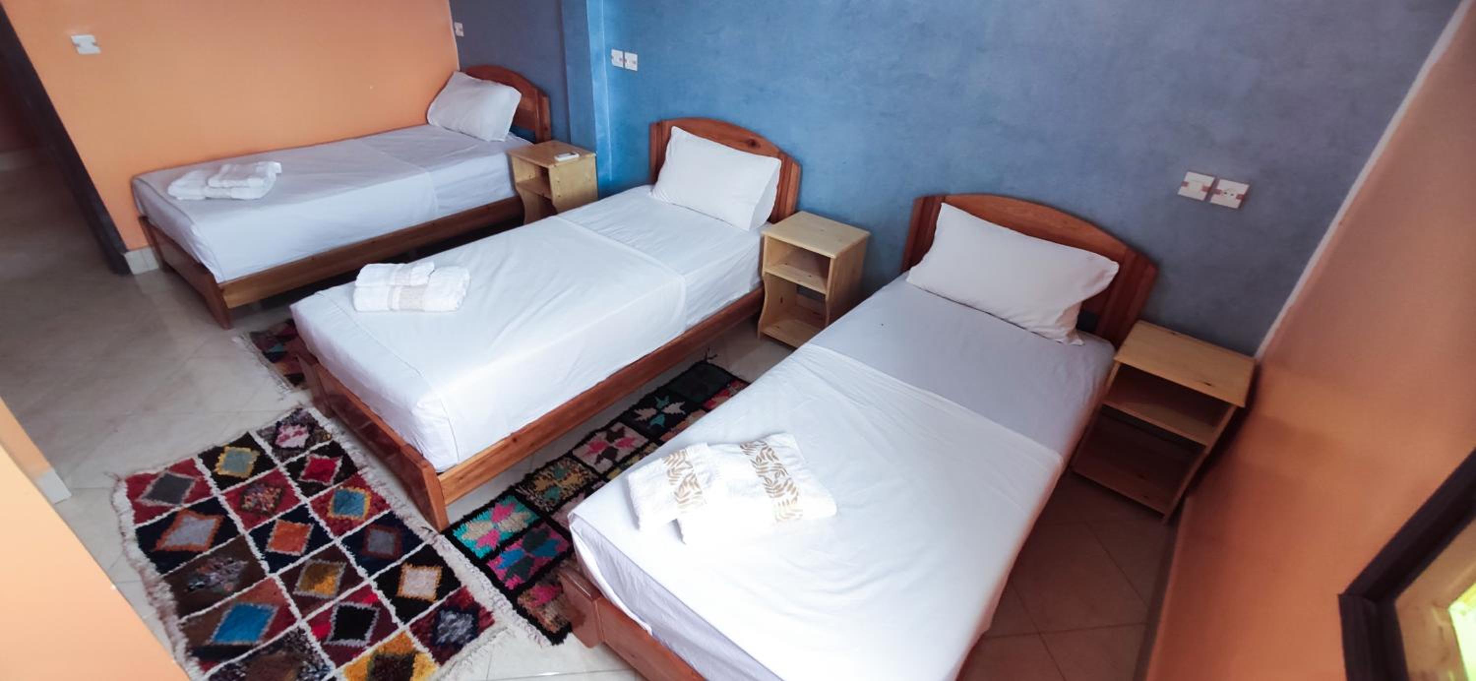 Deluxe Room (1 adult + 2 children)
