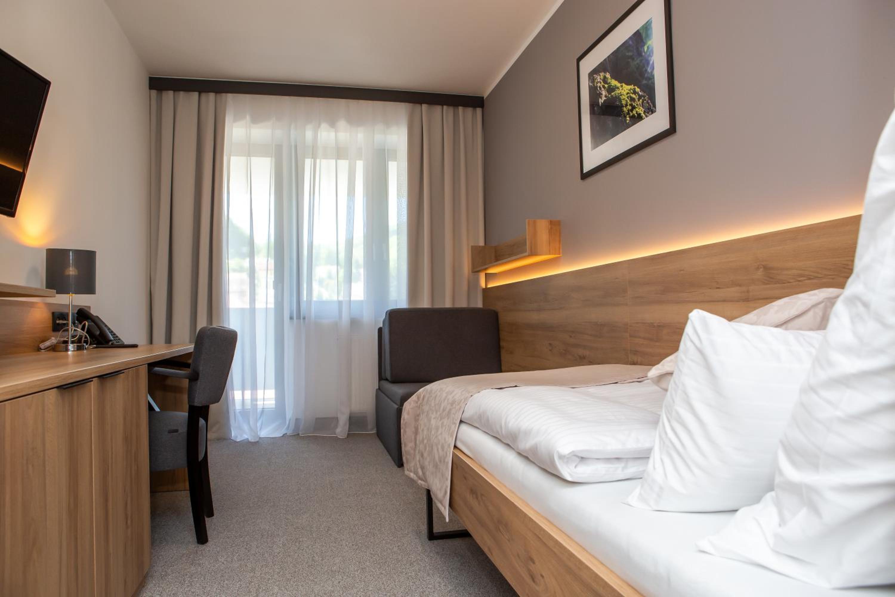 Single Room photo 2