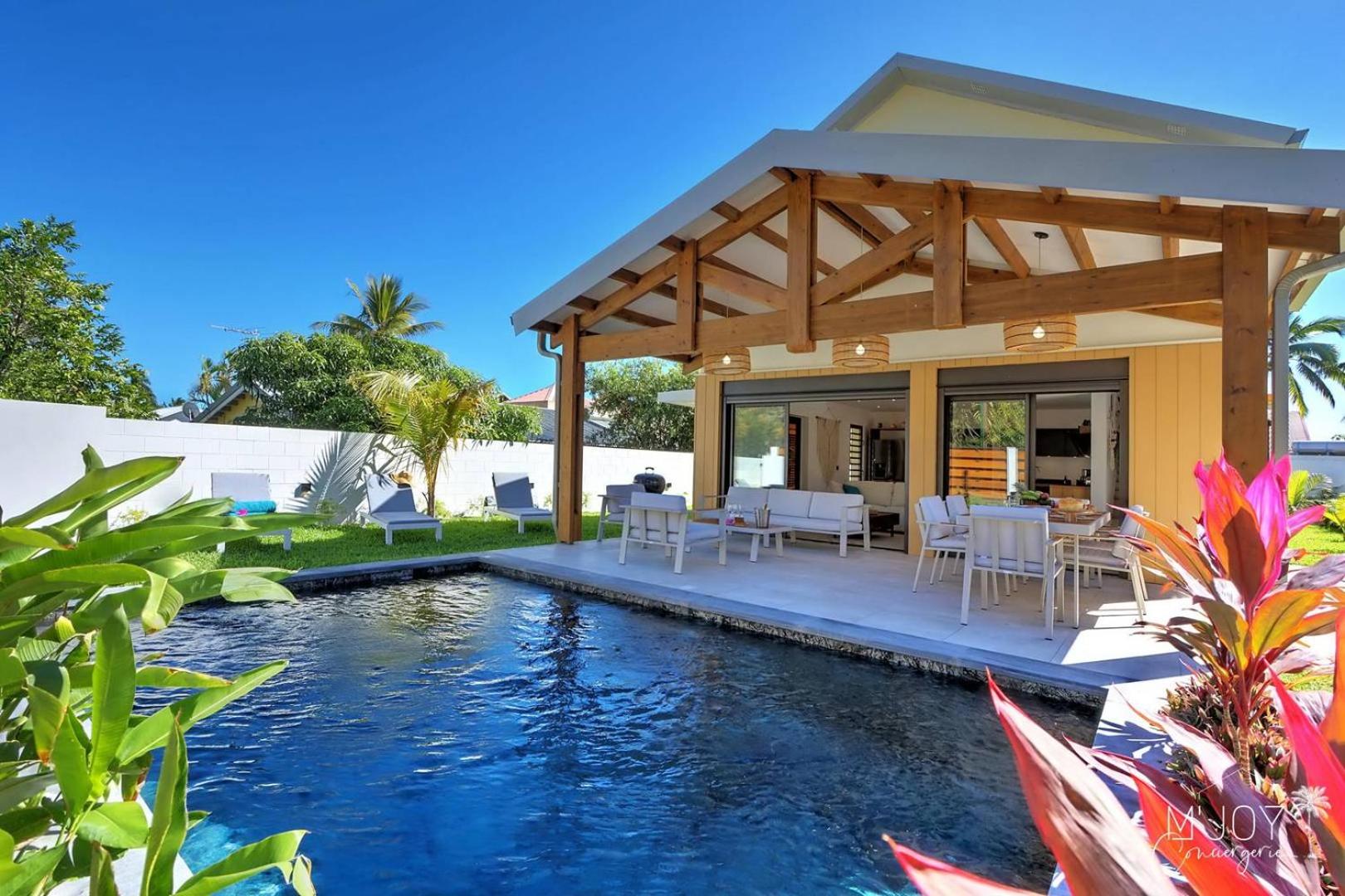 Three-Bedroom Vacation Home  photo 1