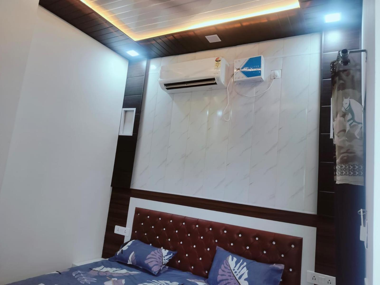 Deluxe Double Room (2 Adults + 1 Child) photo 3
