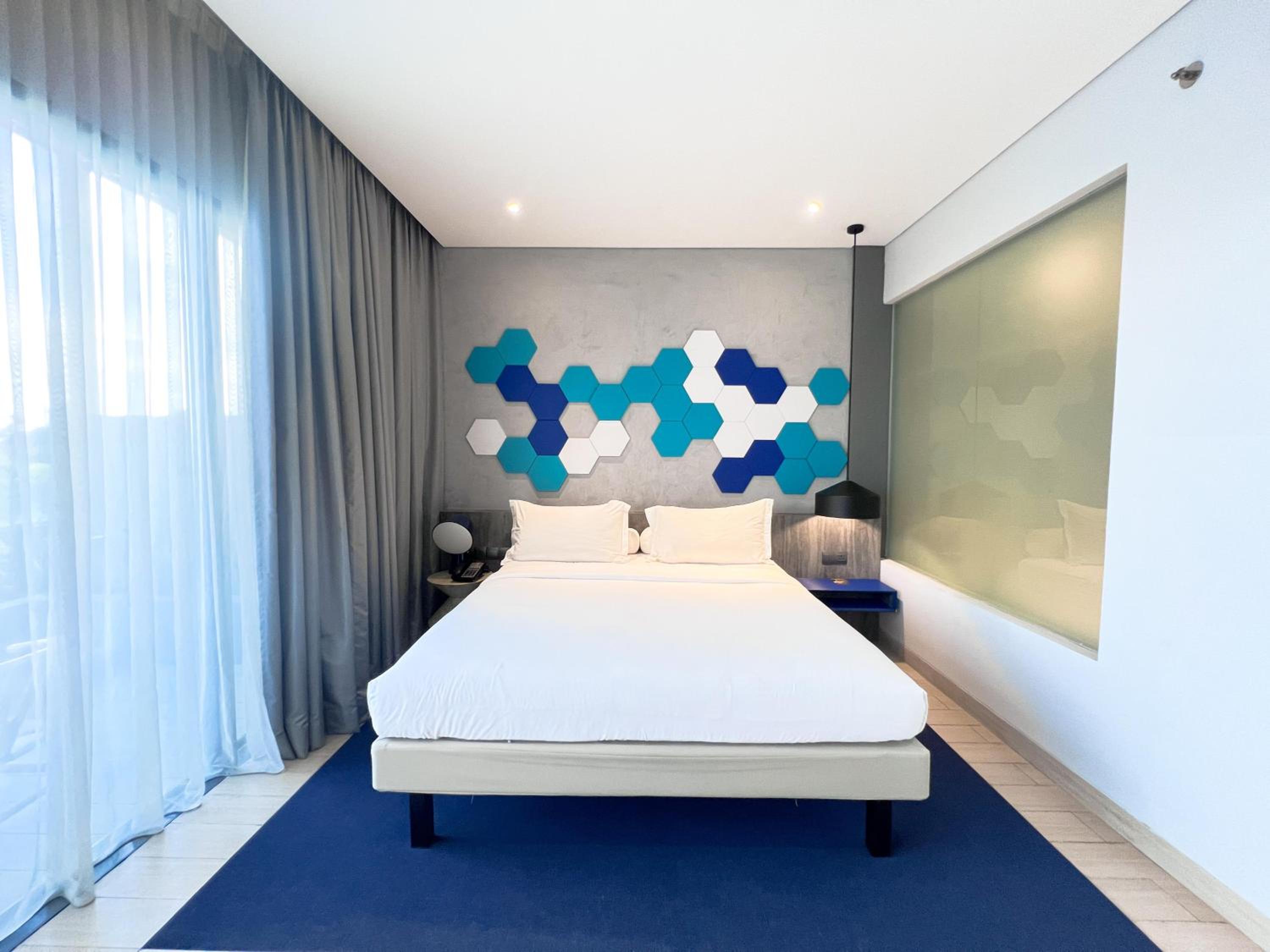 Junior Suite with Balcony