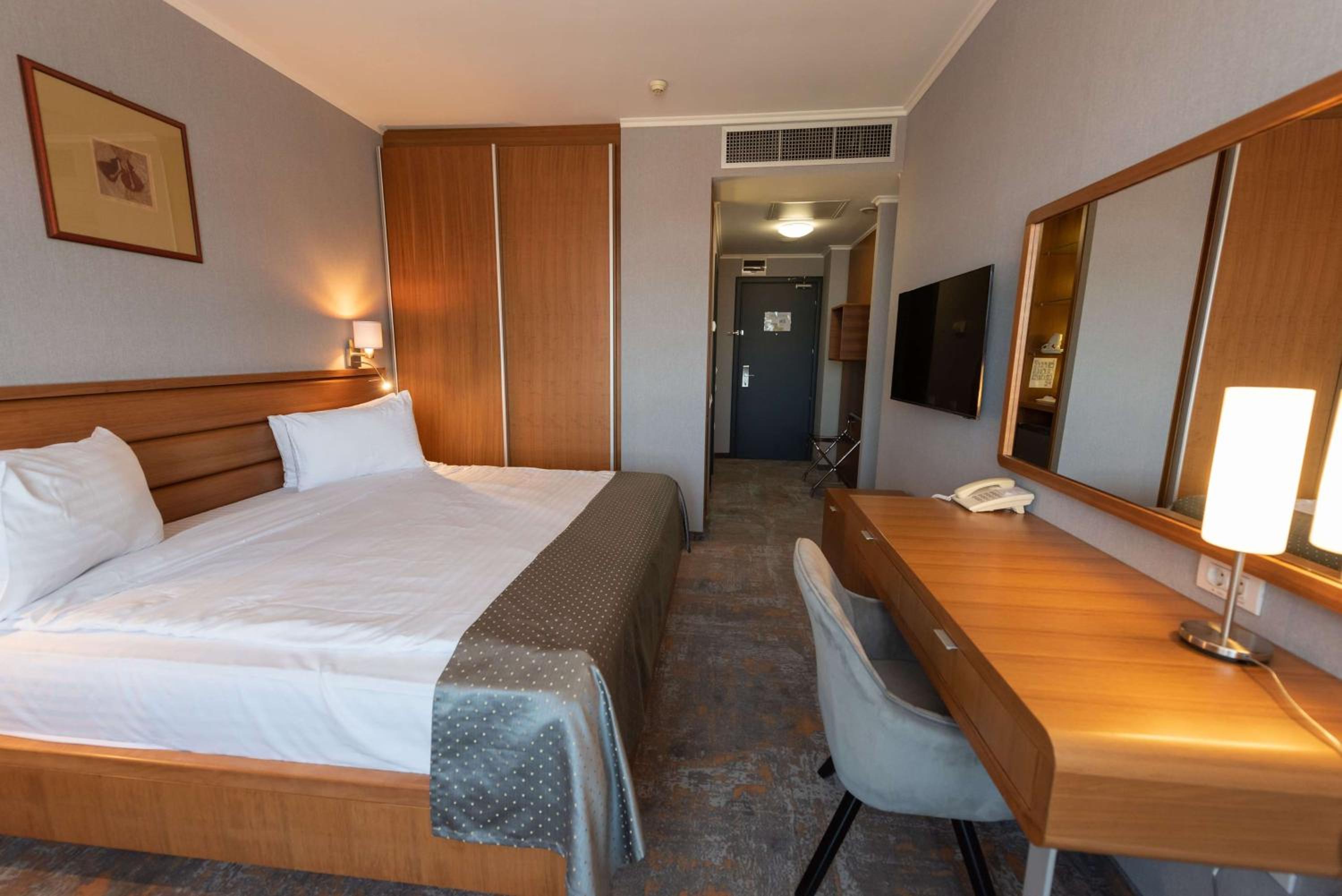 Deluxe Executive Room