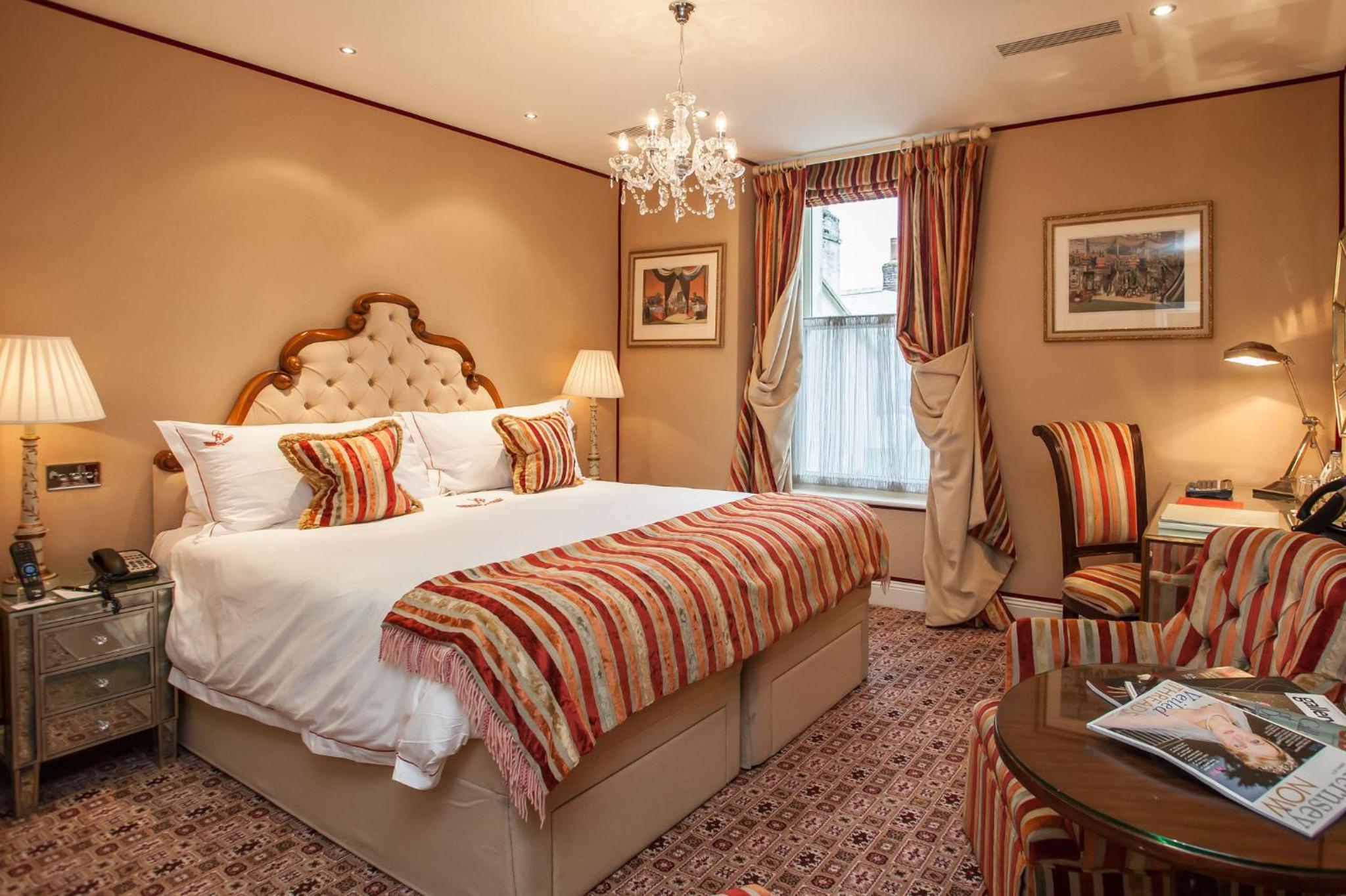 Superior King or Twin Room - Photo 10