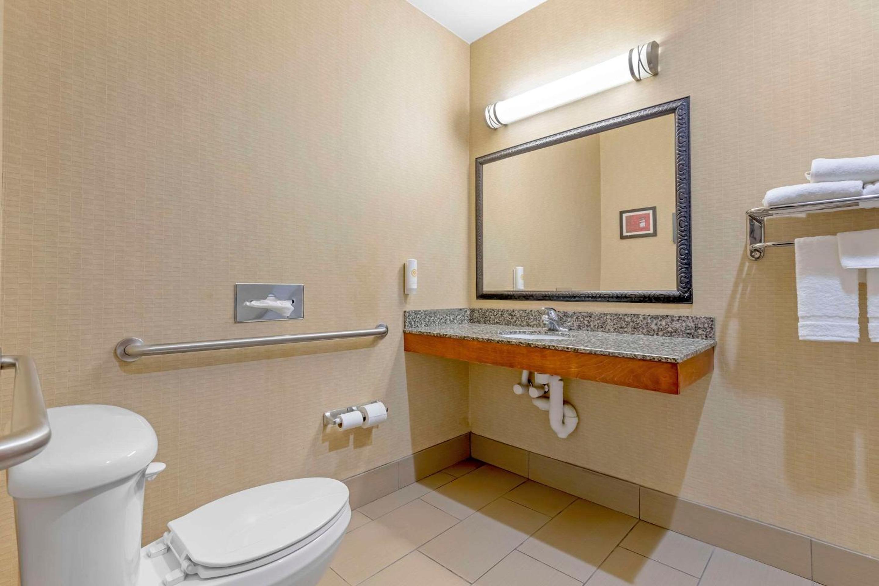 King Room - Disability Access/Non-Smoking - Photo 2