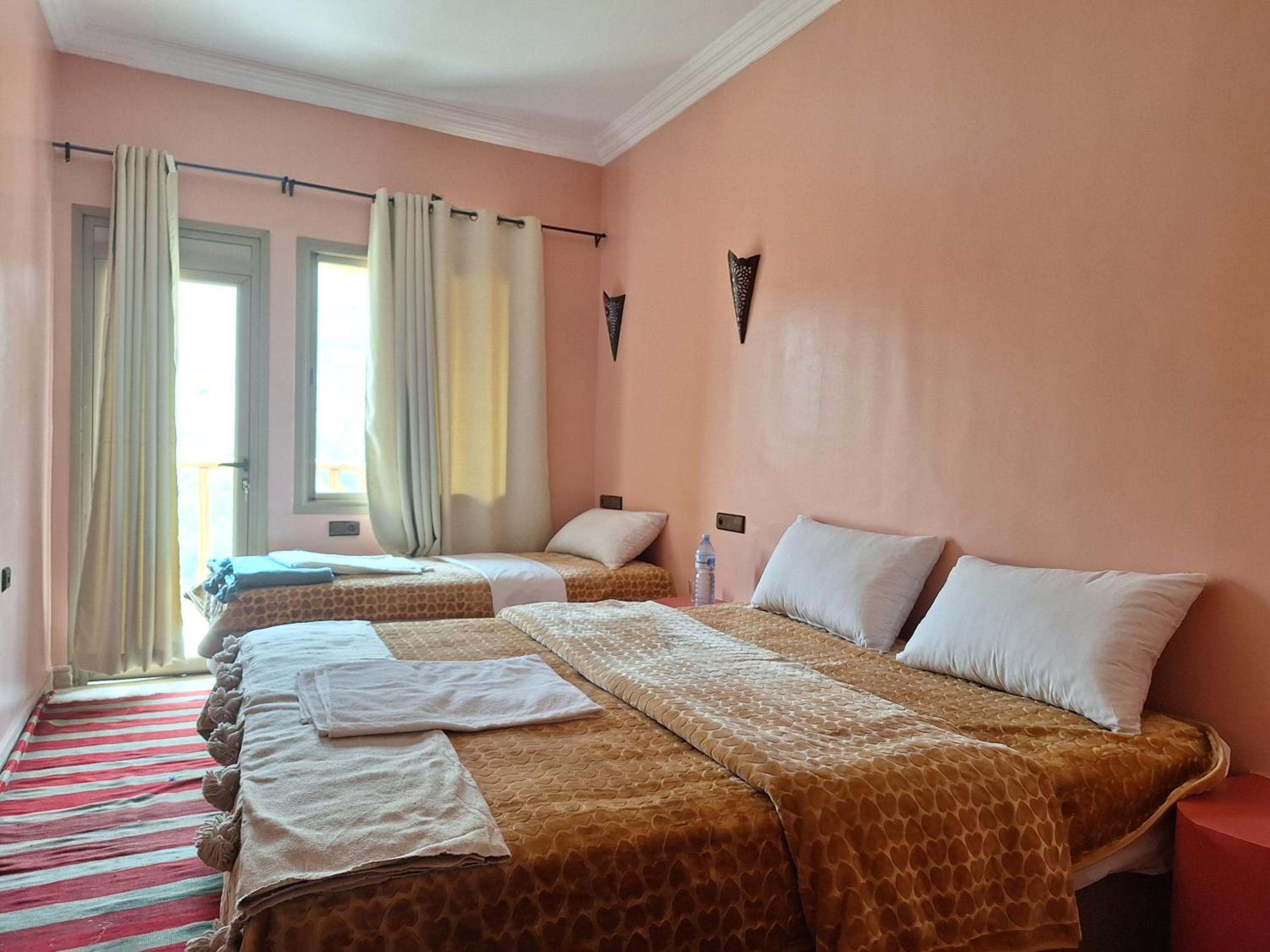 Triple Room with Mountain View photo 3
