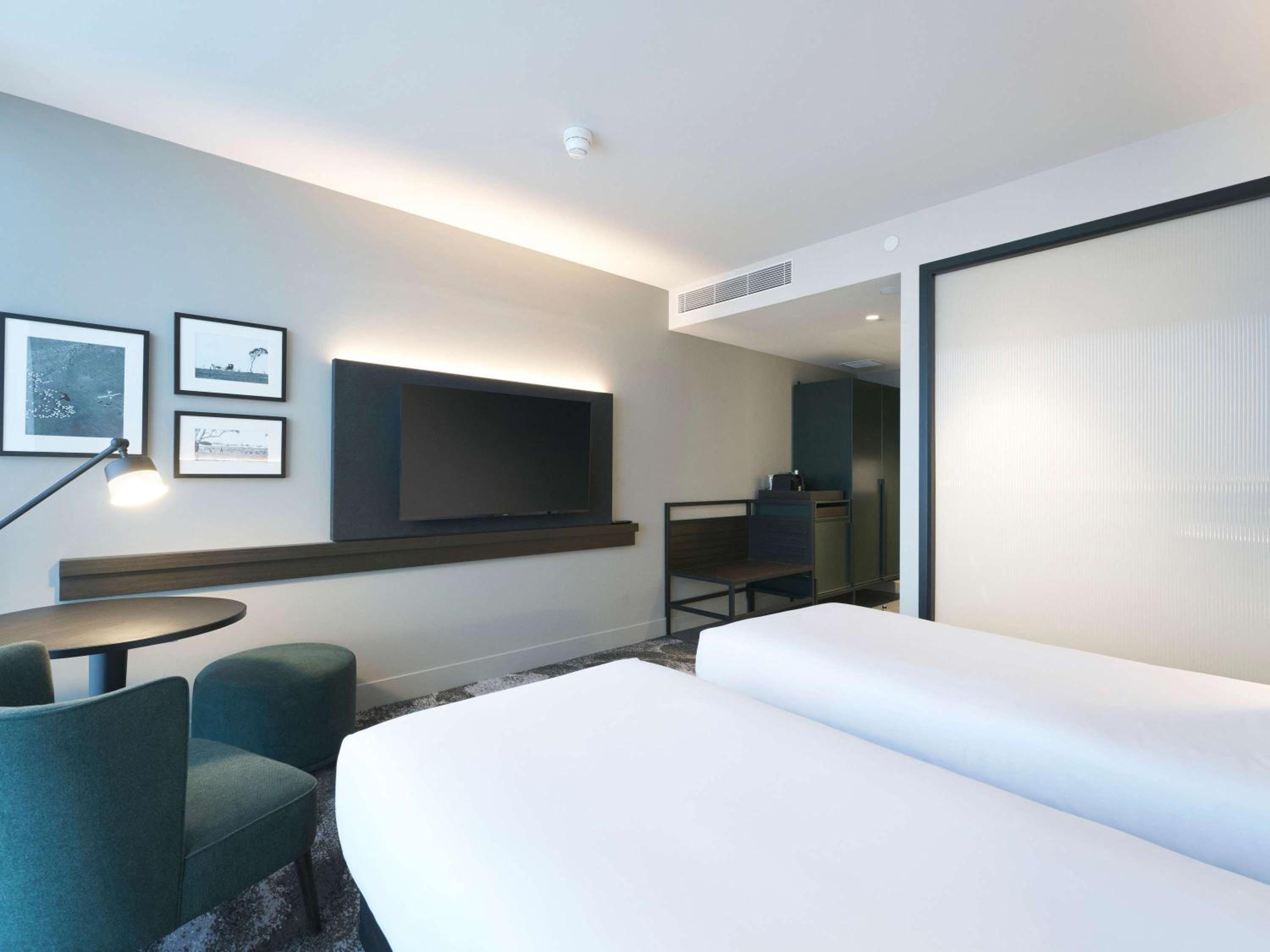 Deluxe Room with Two Zip Beds