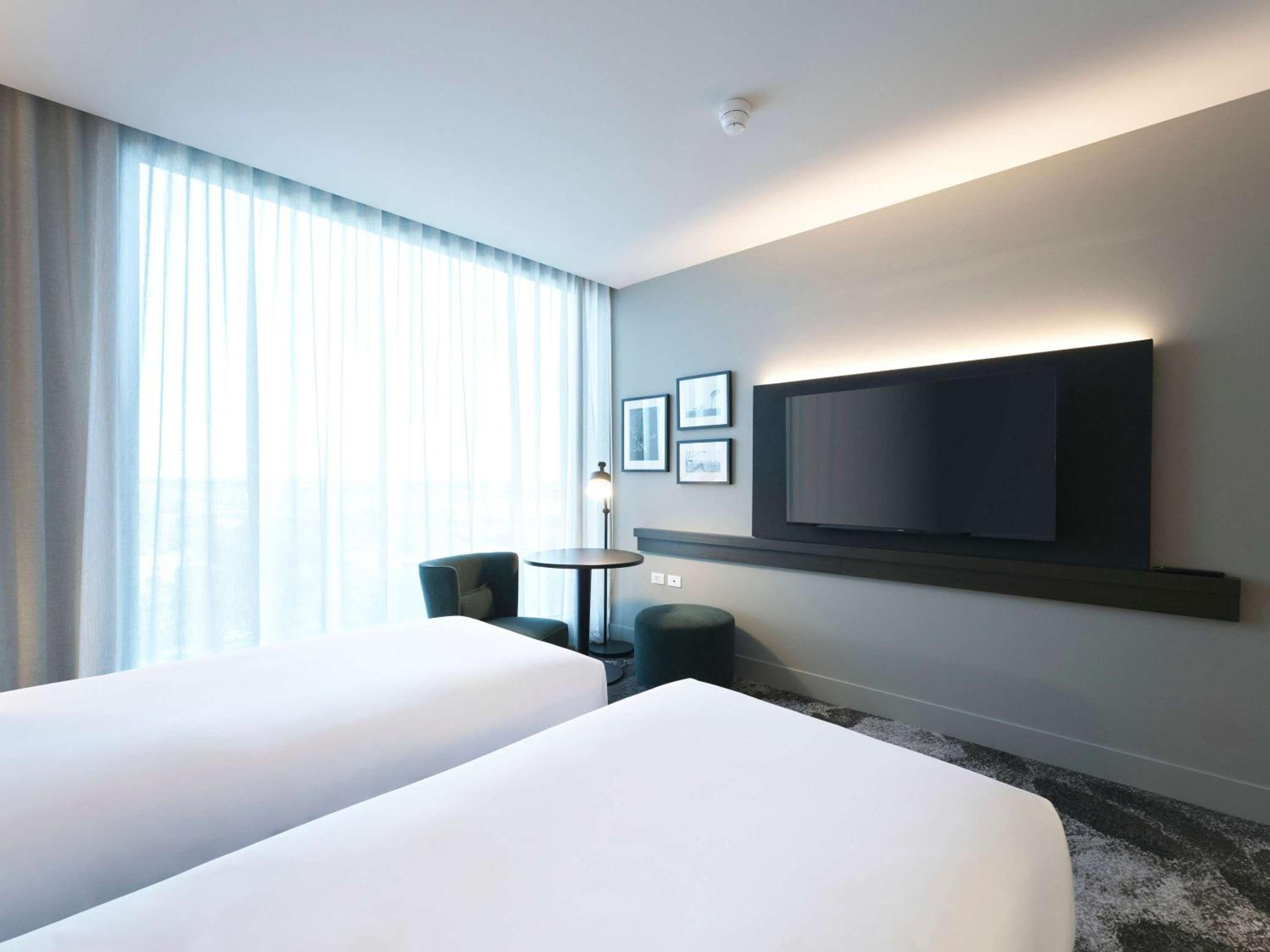 Deluxe Room with Two Zip Beds