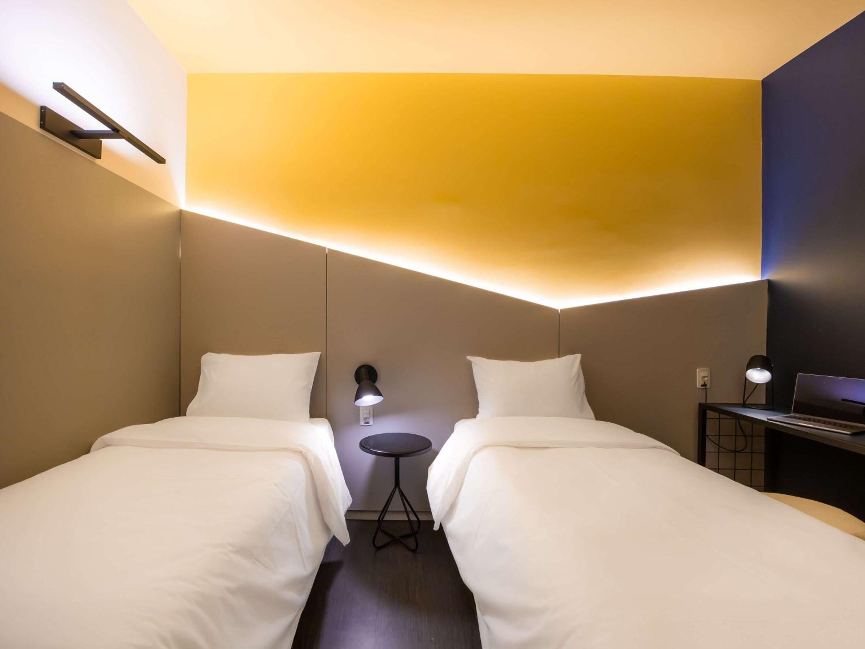 Standard Room - Non-Smoking photo 1