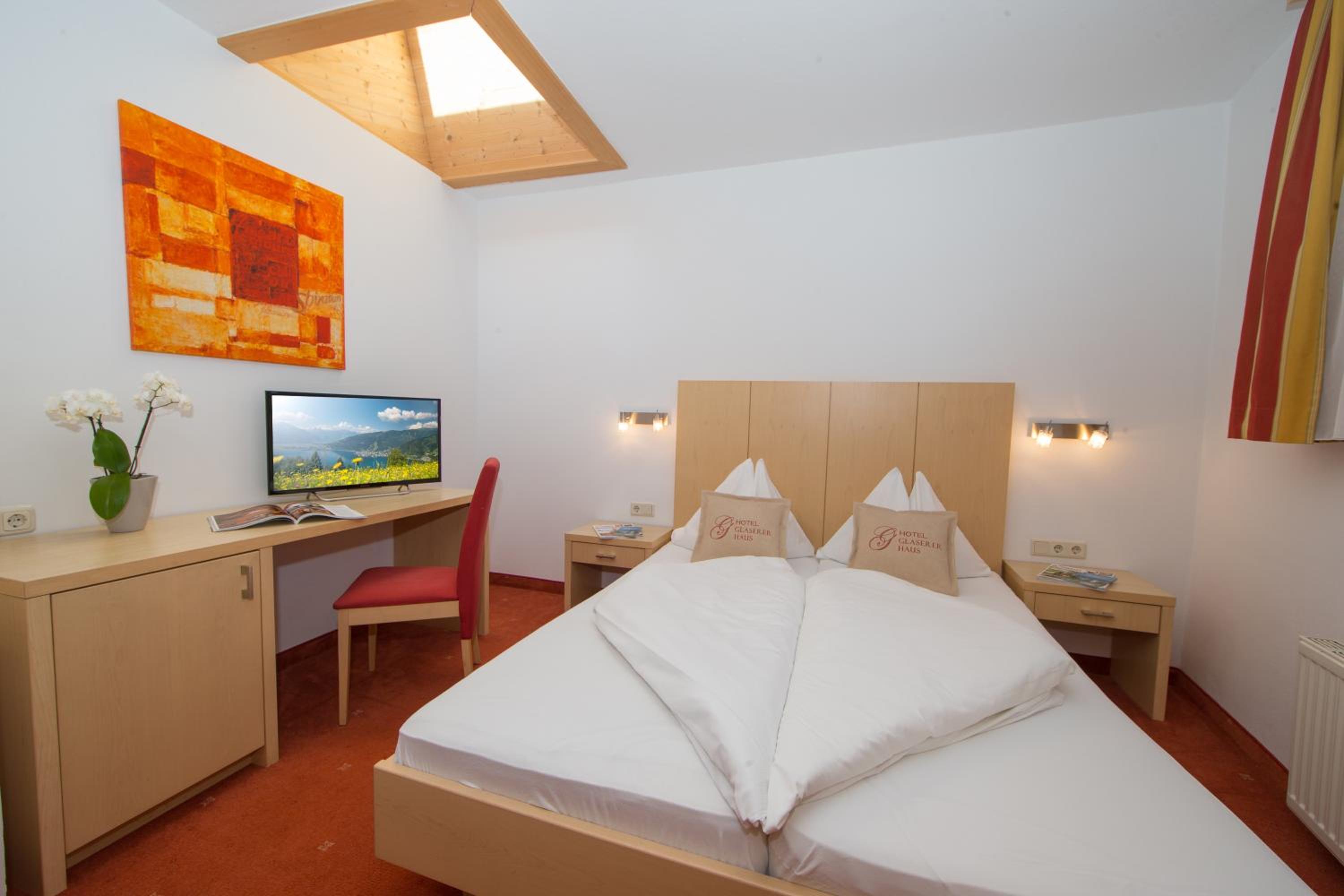 Standard Double Room photo 3
