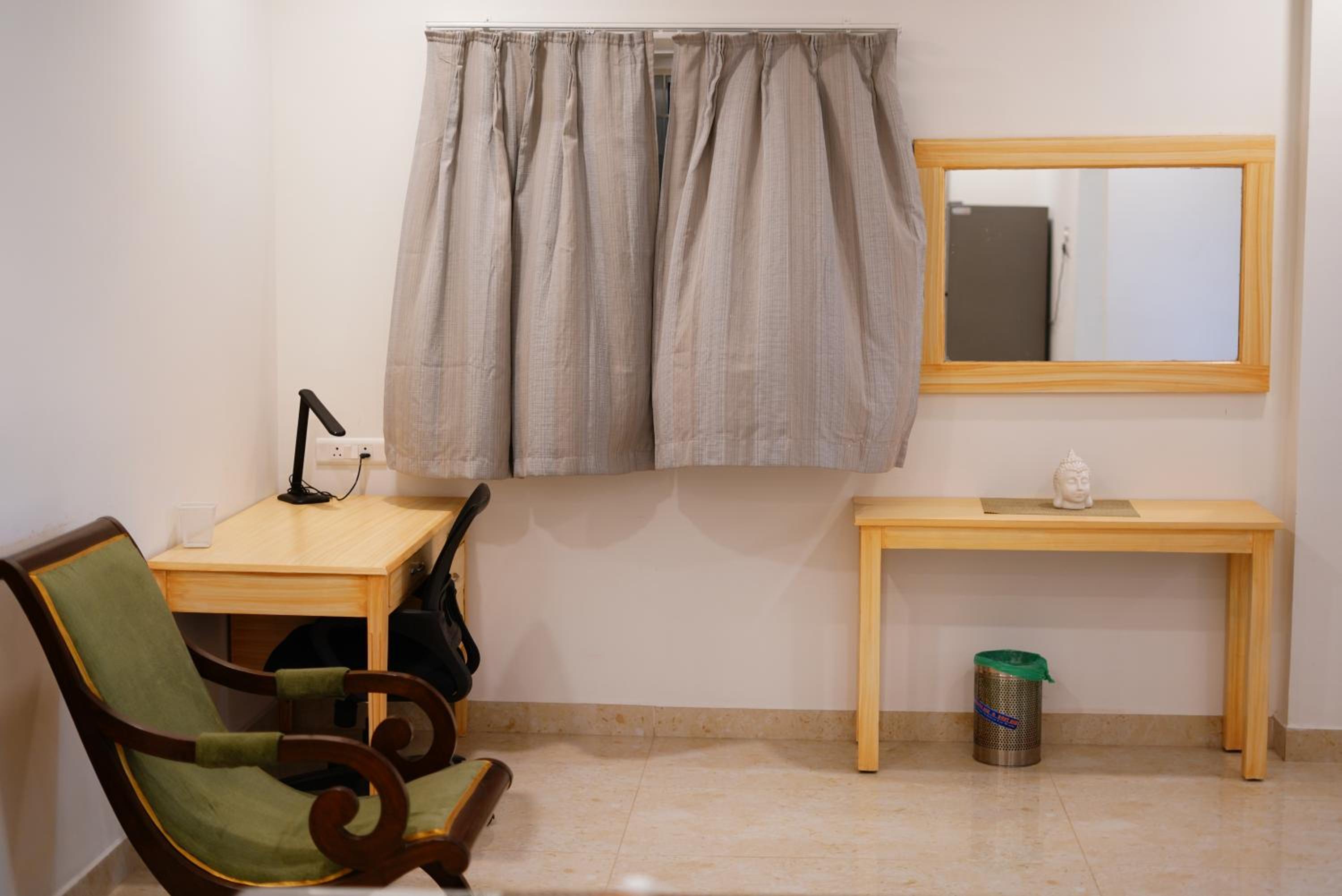 One-Bedroom Apartment - Photo 10