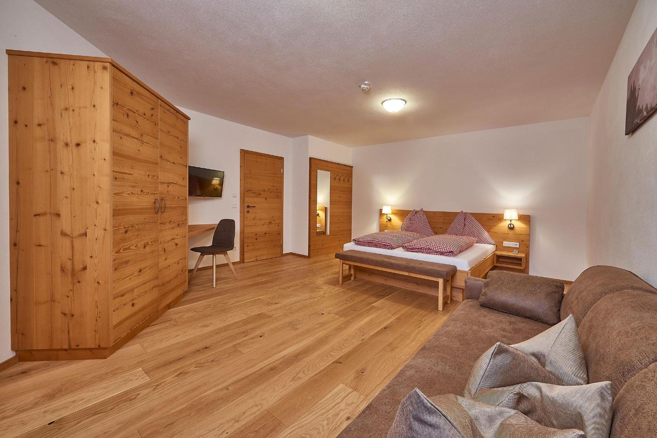 Superior Apartment with Terrace photo 3