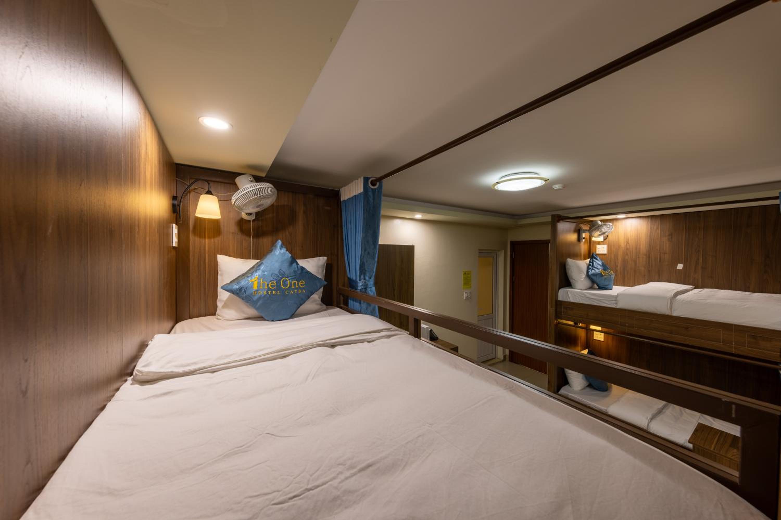 Bed in 4-Bed Female Dormitory Room photo 3