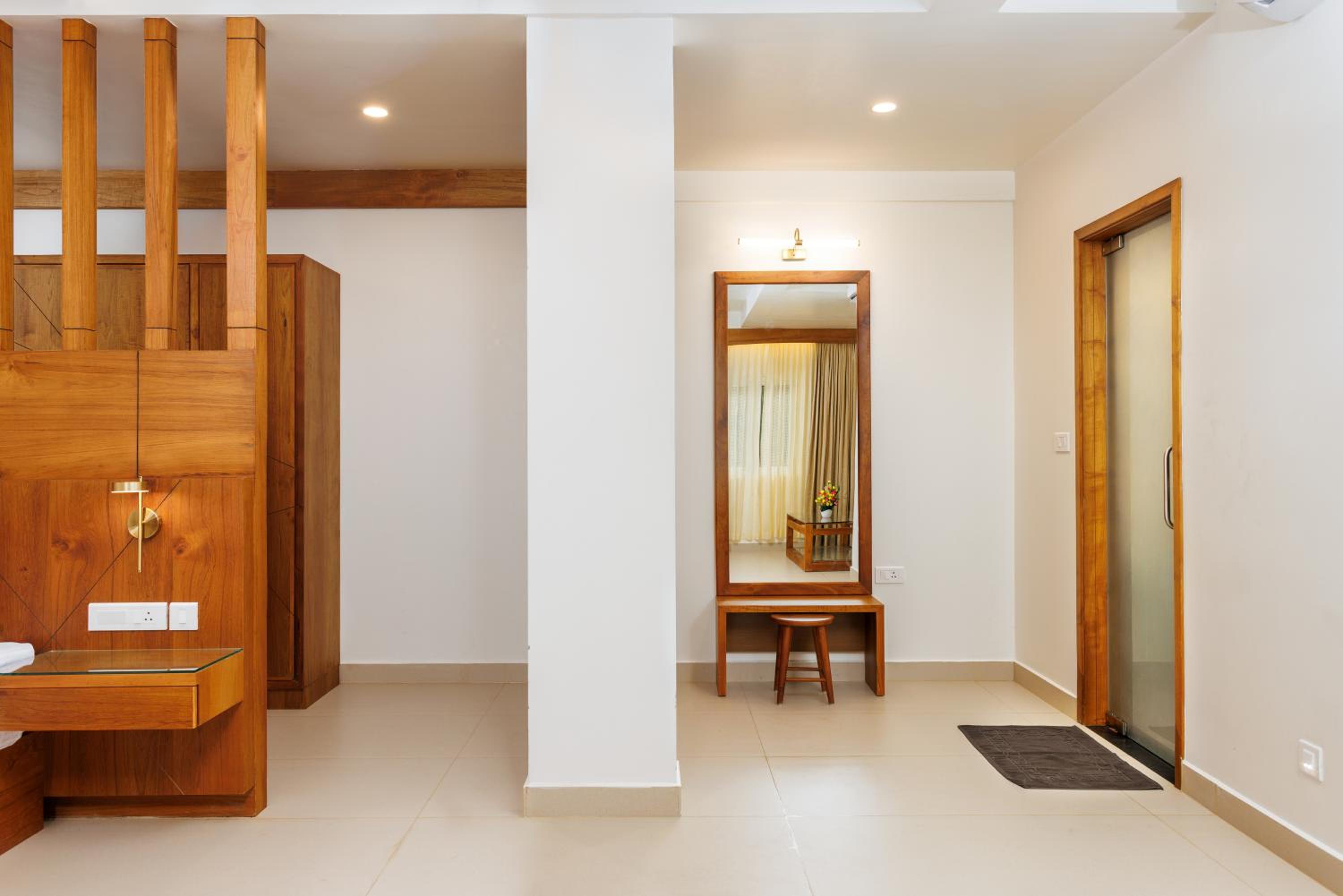 Large Double or Twin Room photo 1