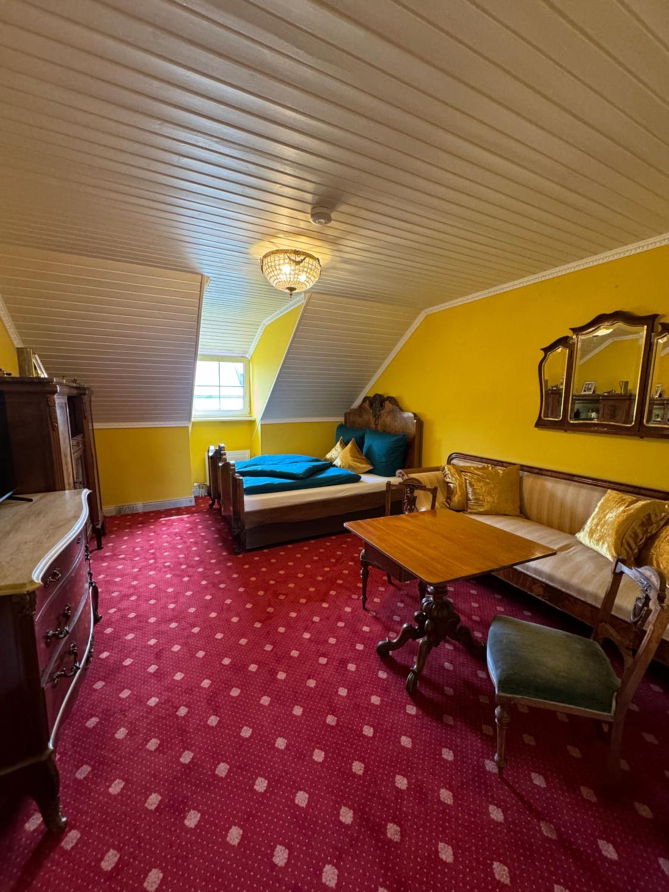 Deluxe Apartment