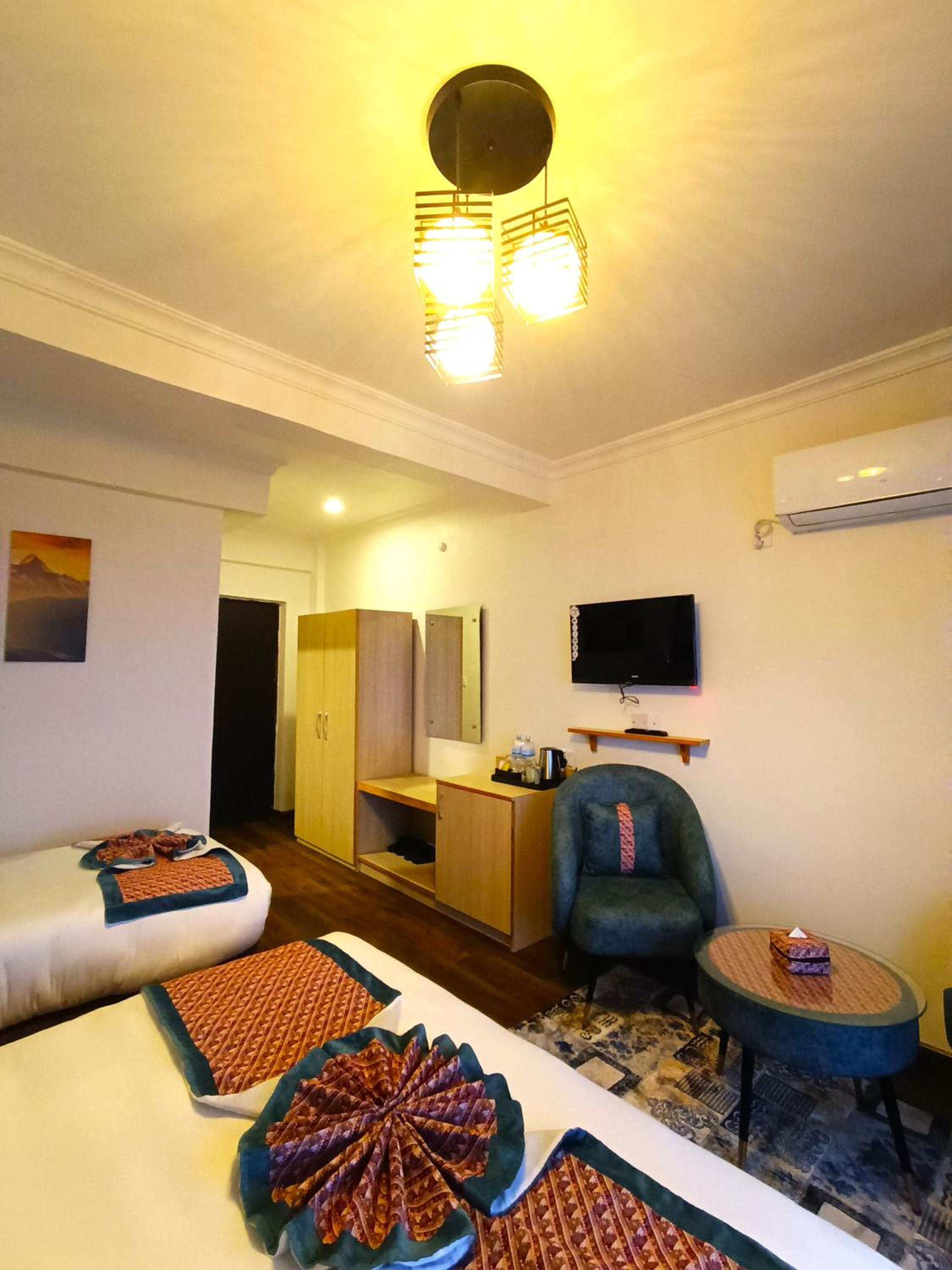 Deluxe Twin Room - Photo 17