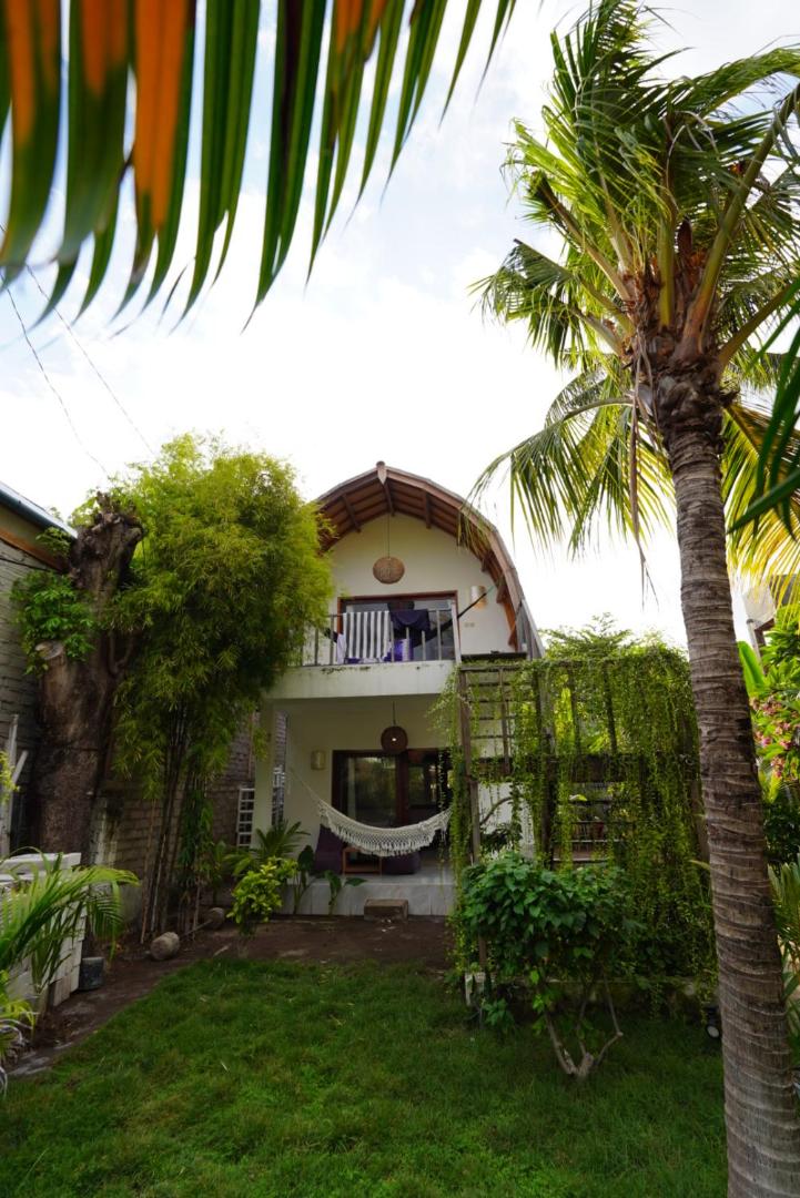 Bungalow with Garden View - Photo 1