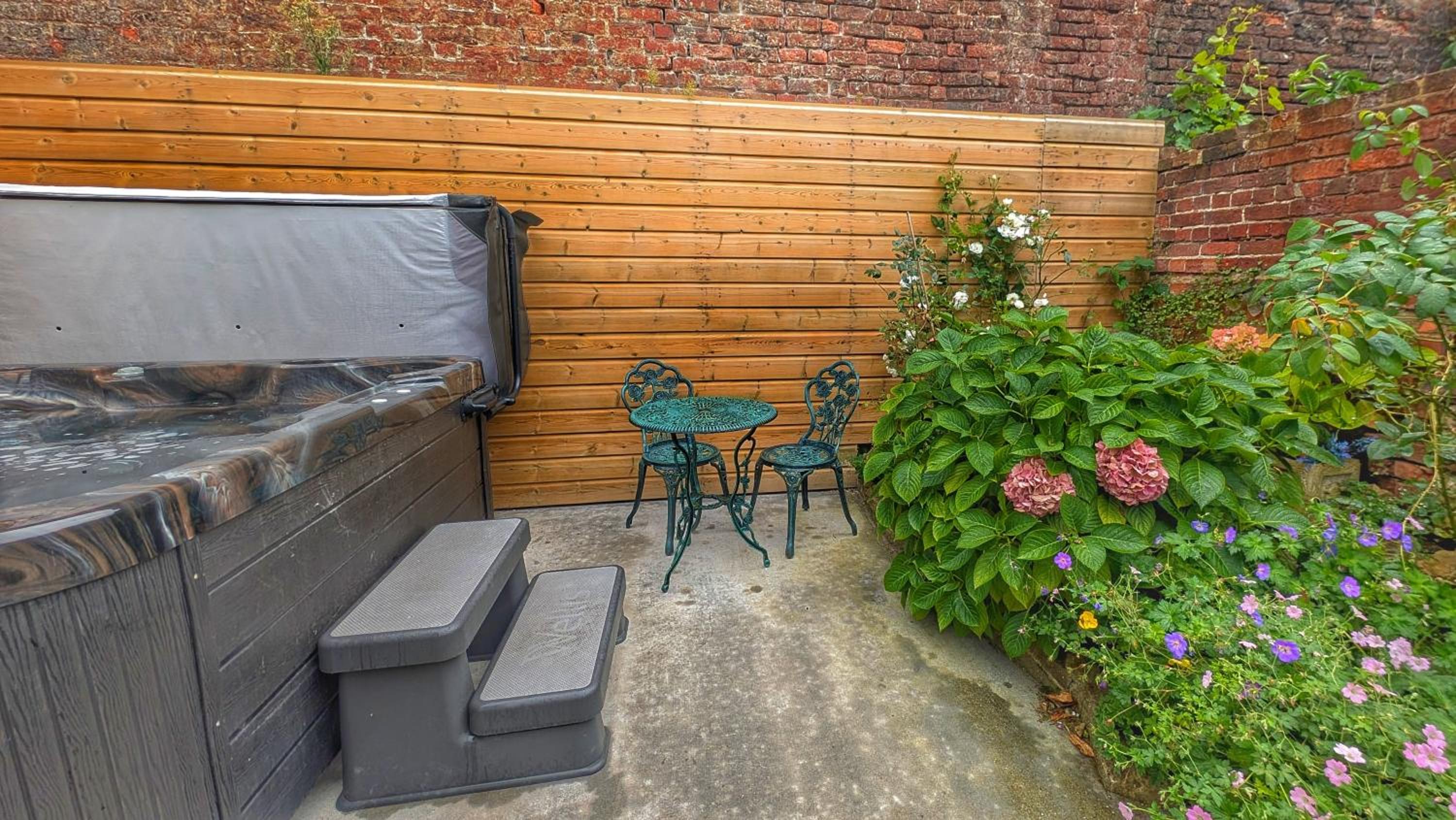 Garden Suite - Photo 8