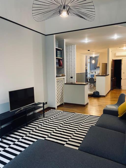 Three-Bedroom Apartment photo 3