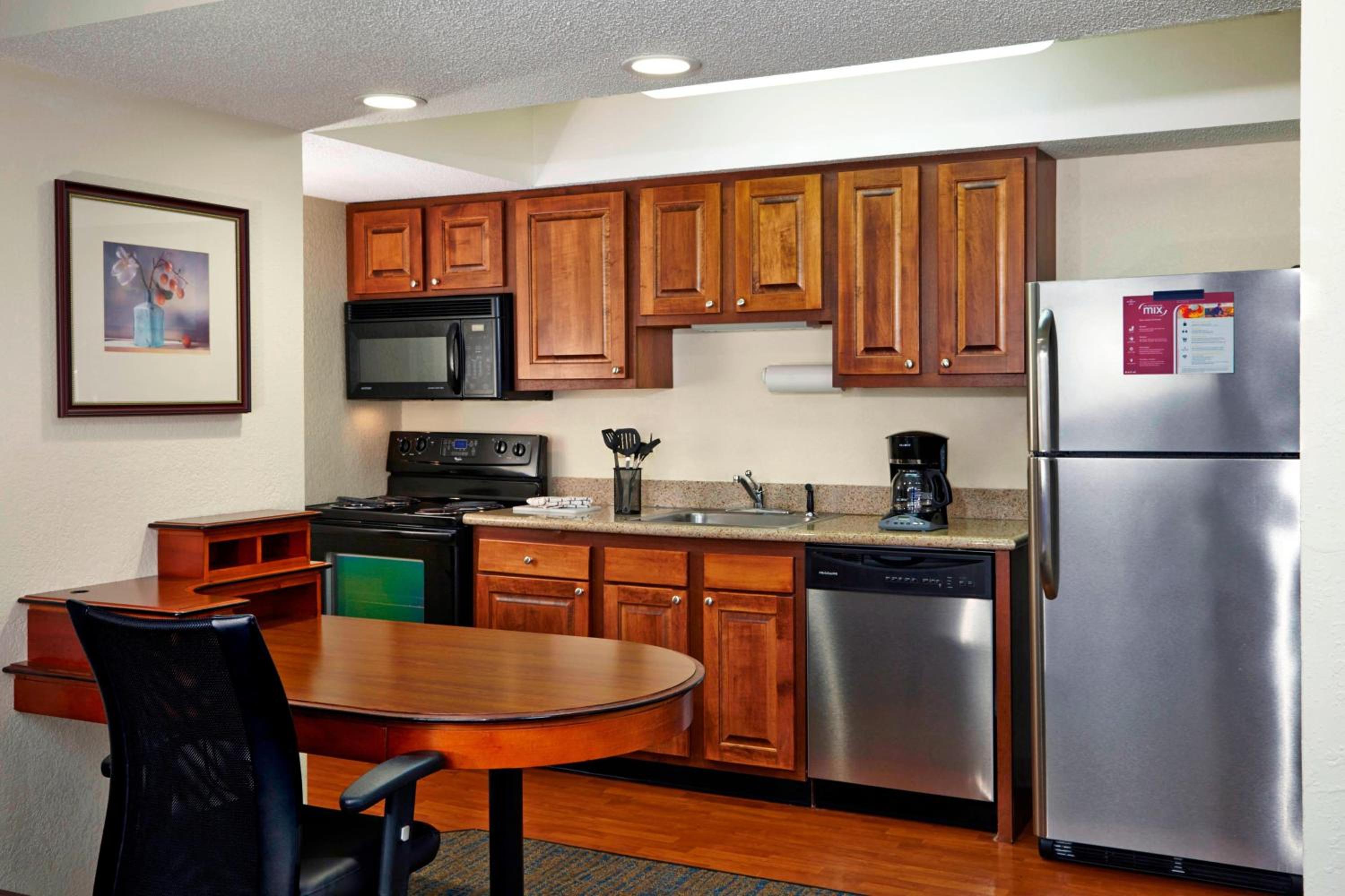 King Studio with Sofa Bed - Photo 2