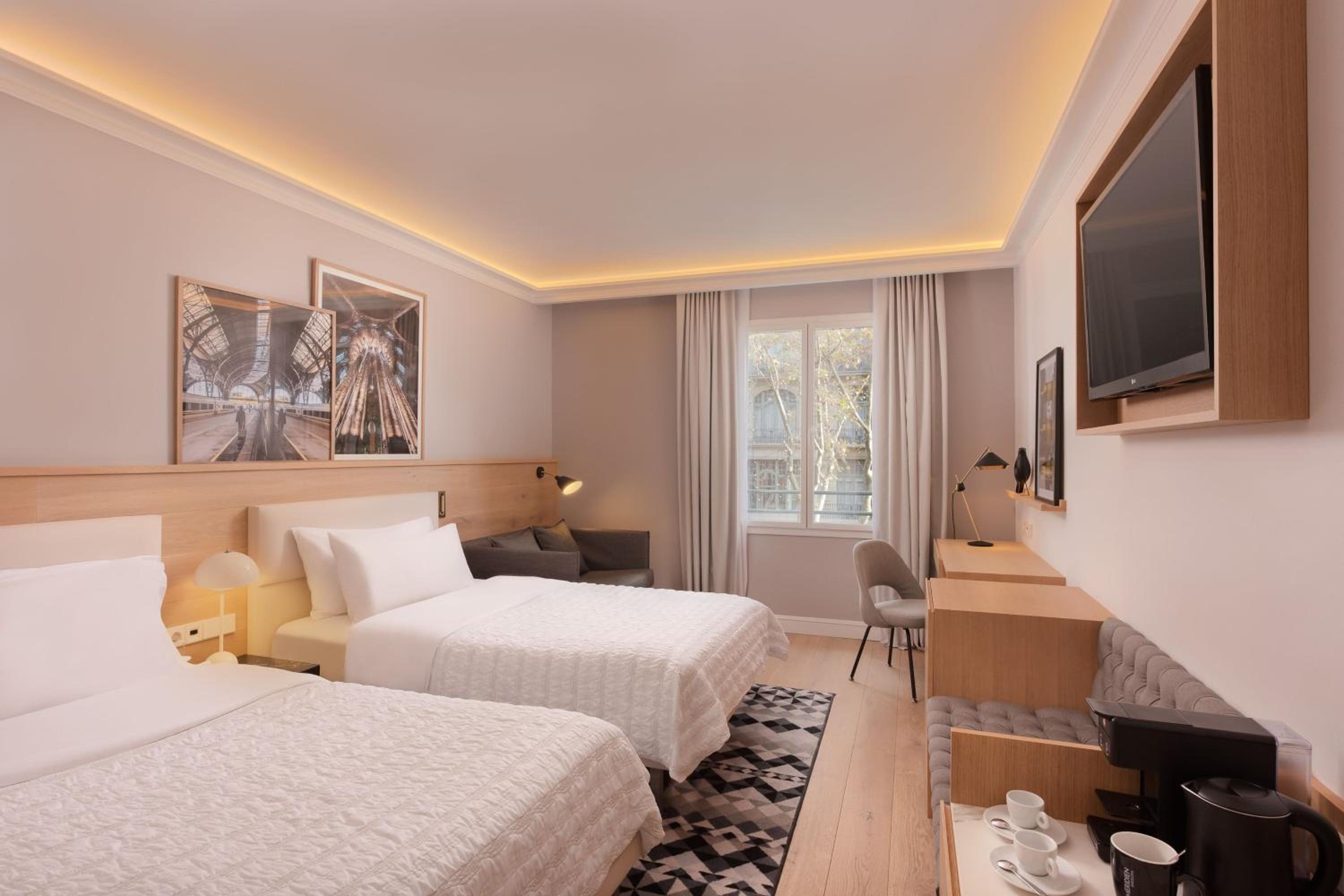 Premium Twin Room