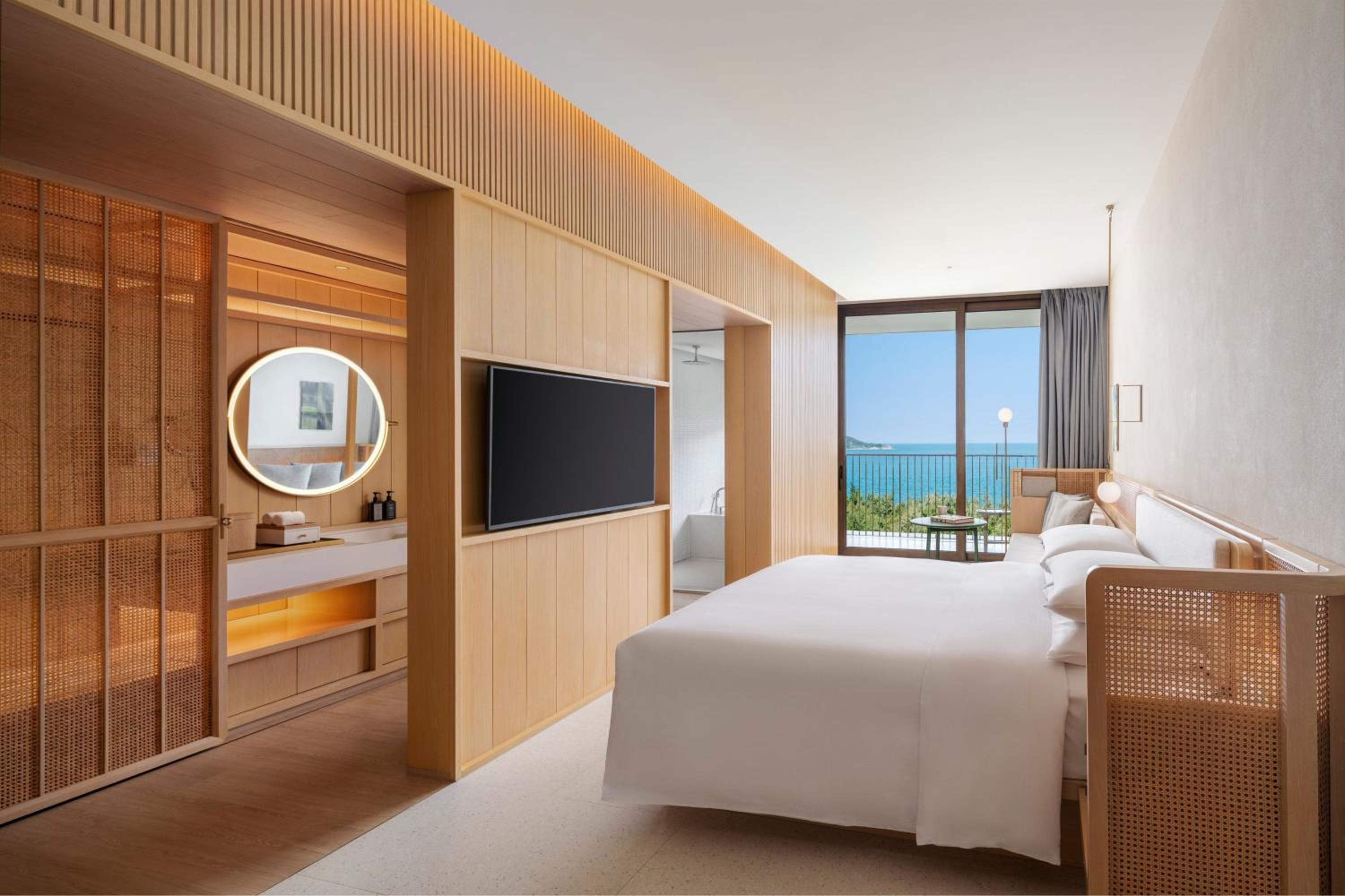 Deluxe Ocean Room(Daily set cocktail package for two people)