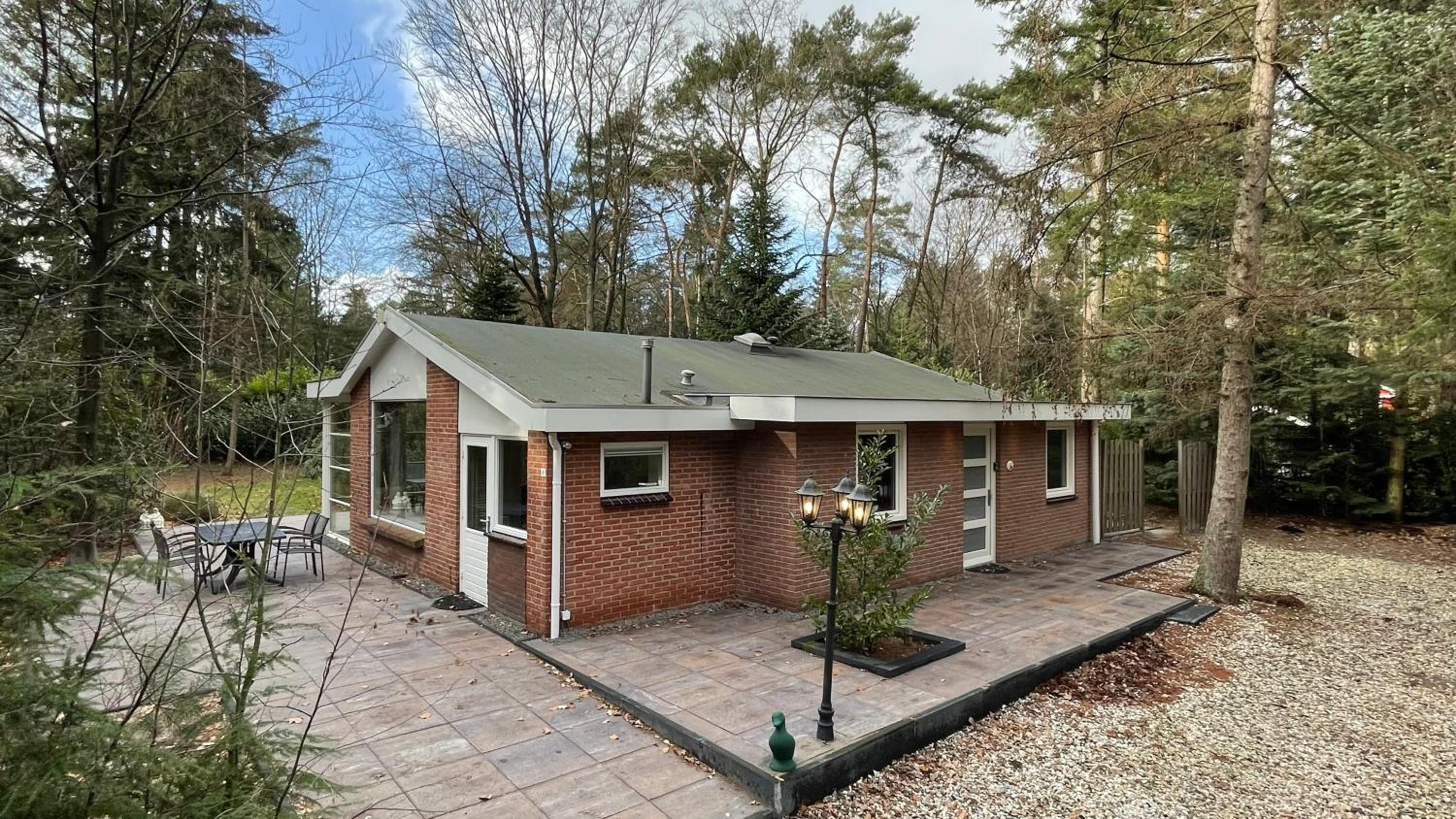 Three-Bedroom House photo 3