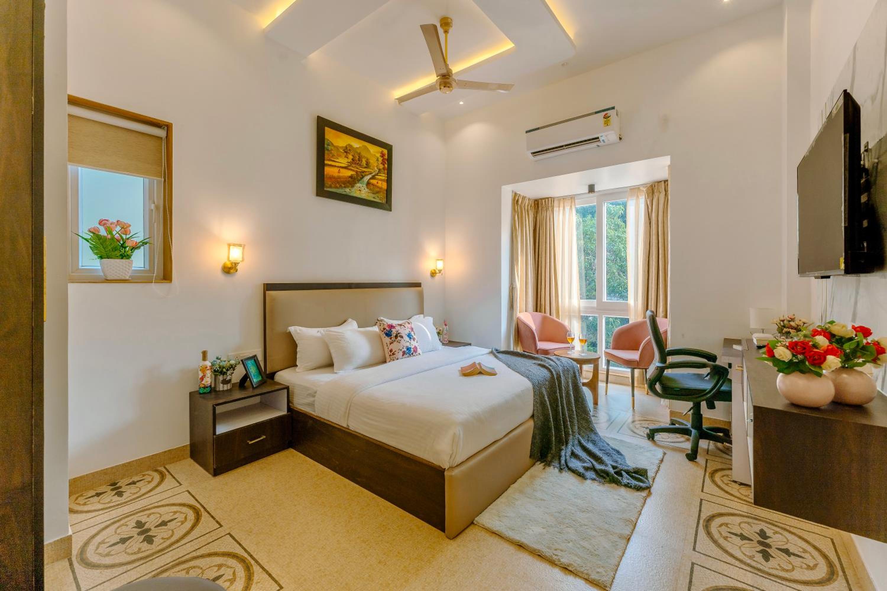 Villa photo 2