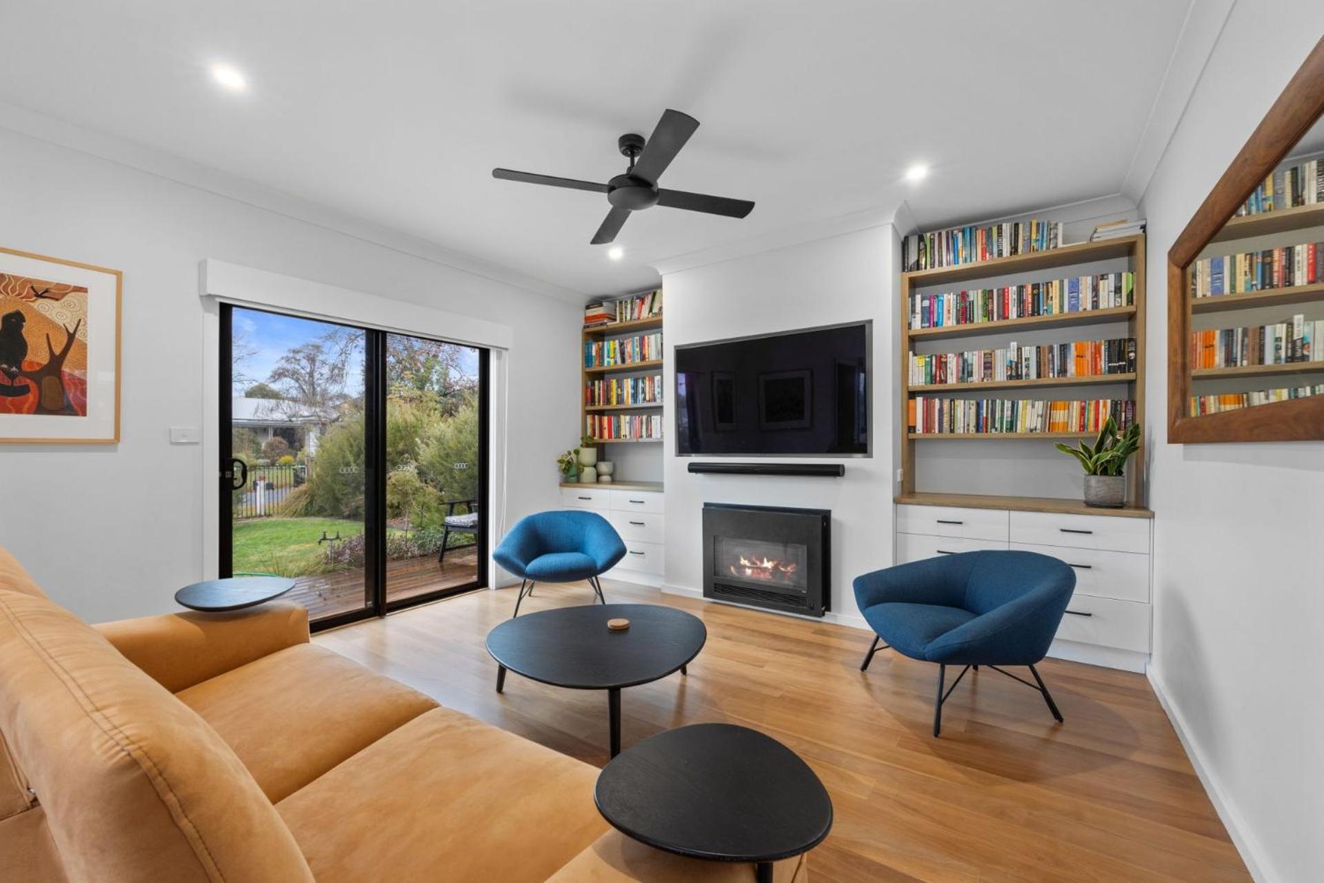 Three-Bedroom House photo 1