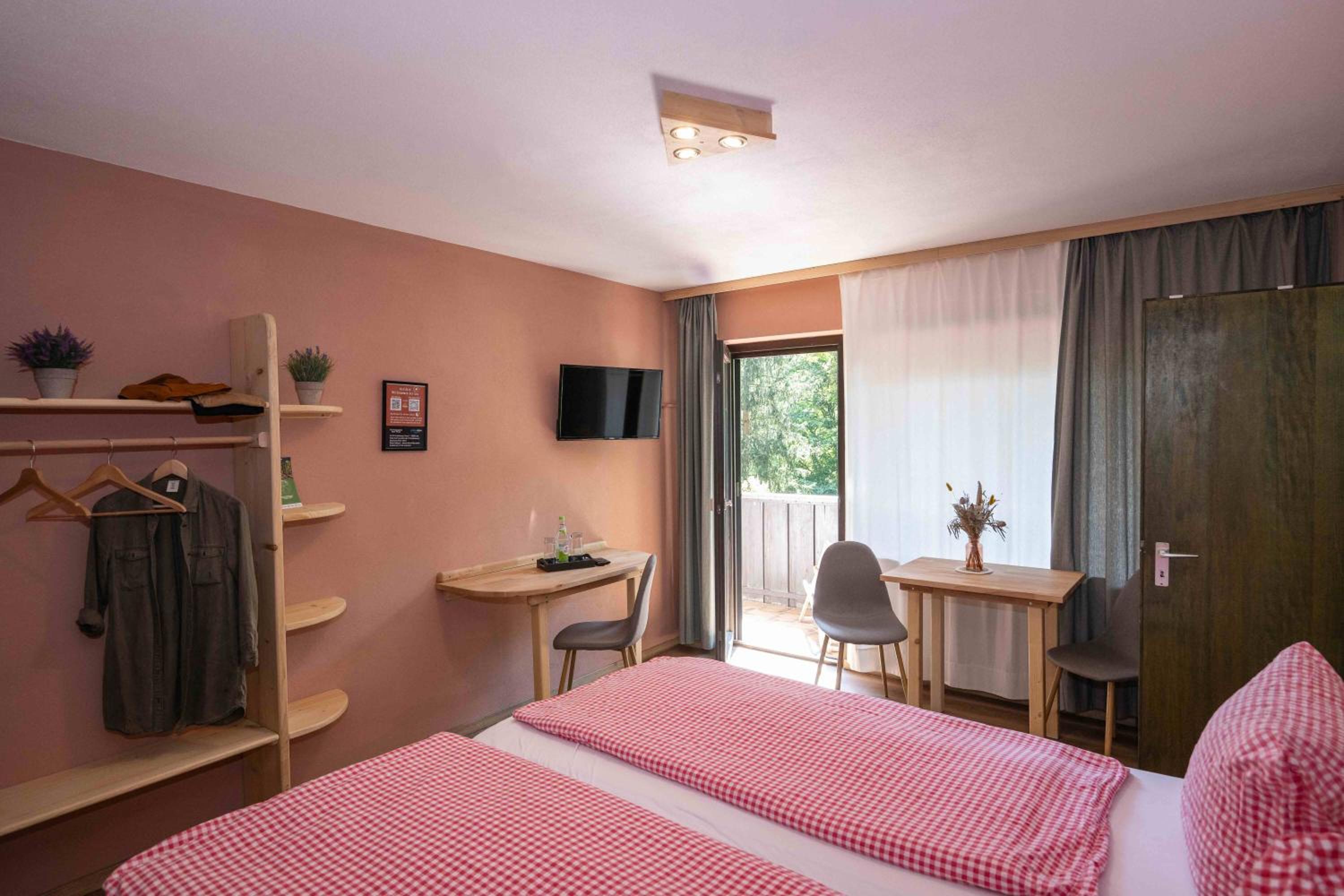 Double Room with Private Bathroom photo 1