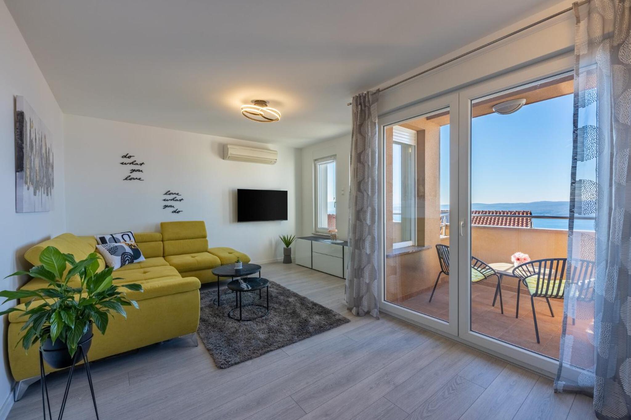 Apartment with Sea View