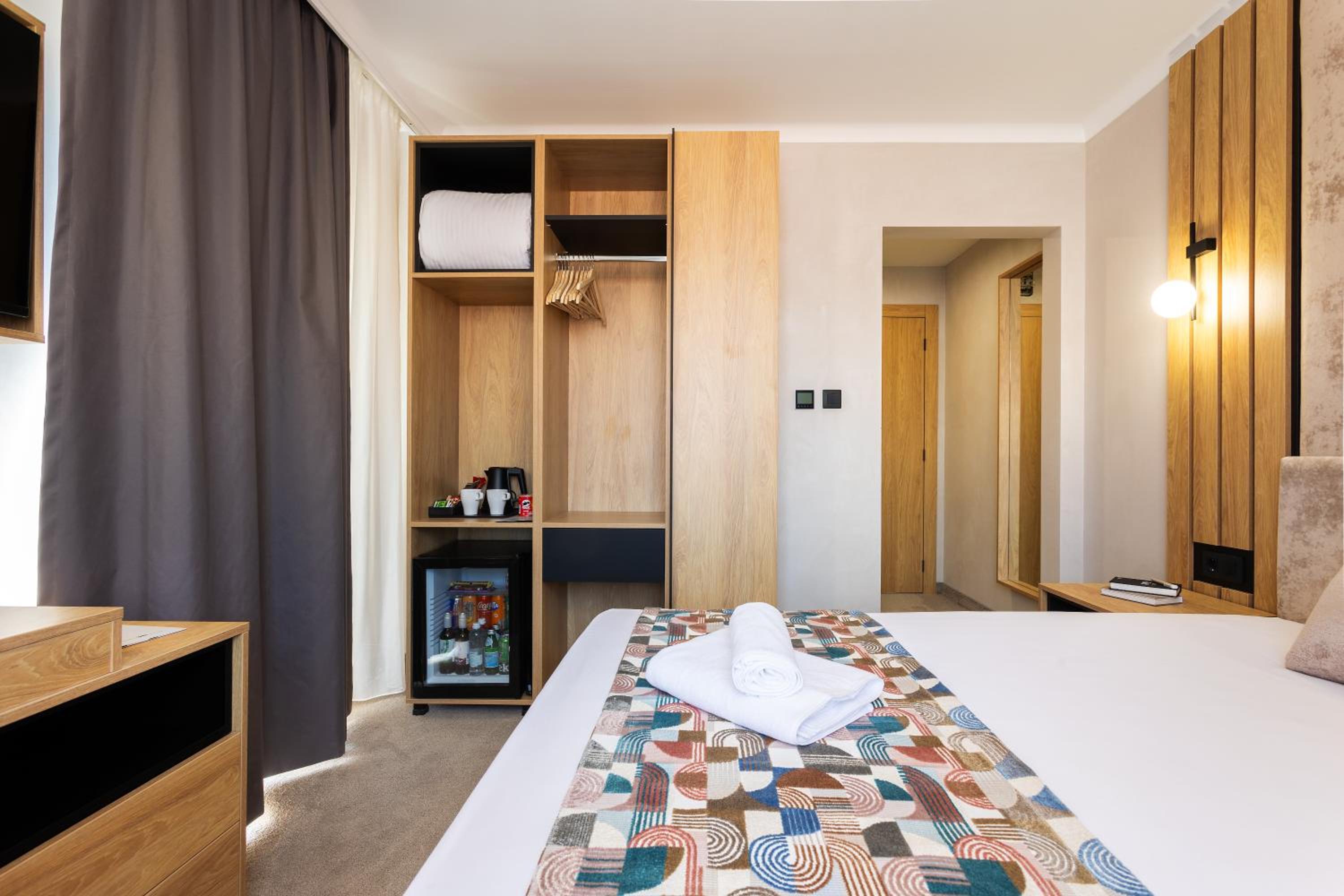 Single Room photo 2