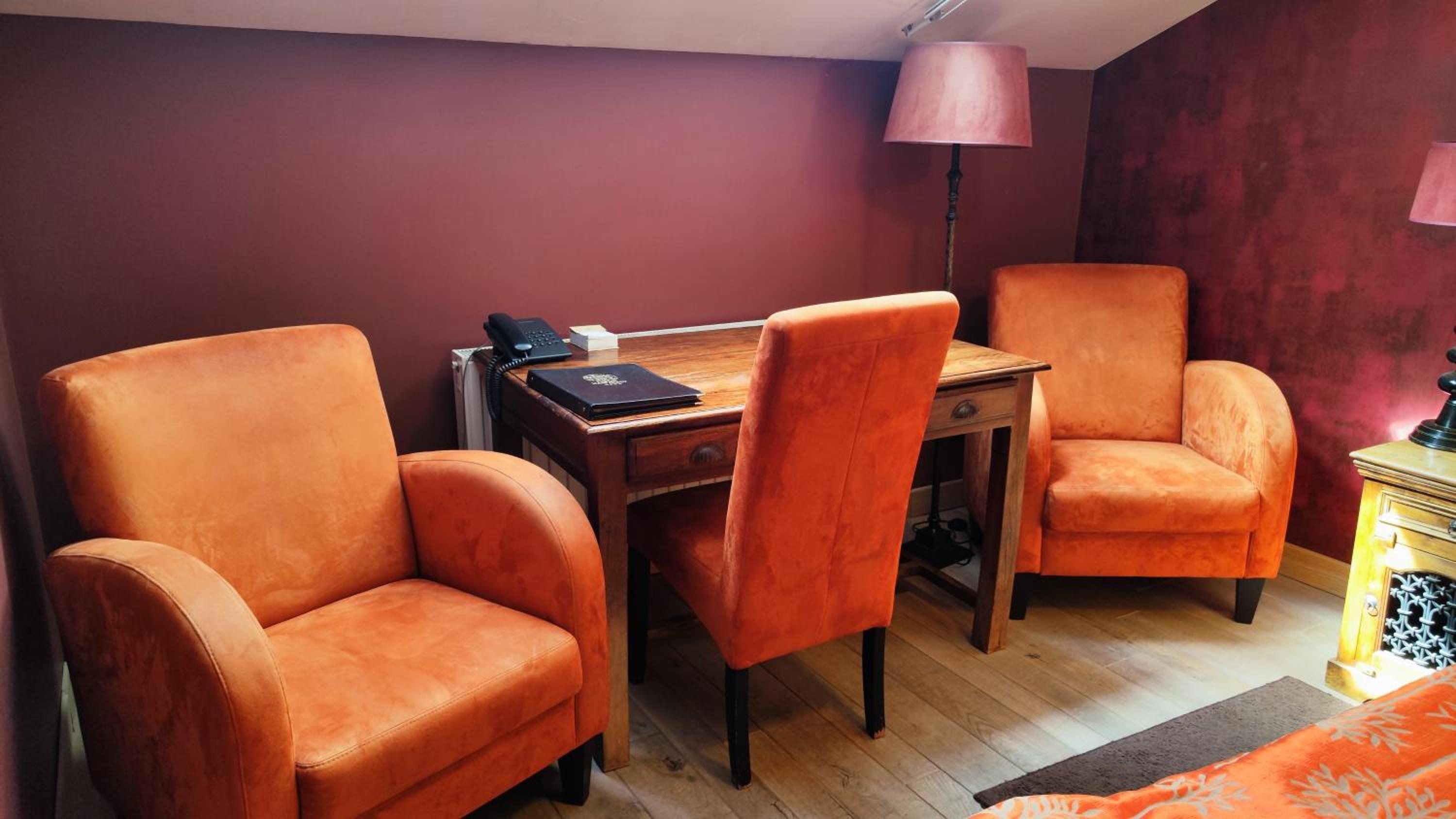 Twin Room - Photo 1