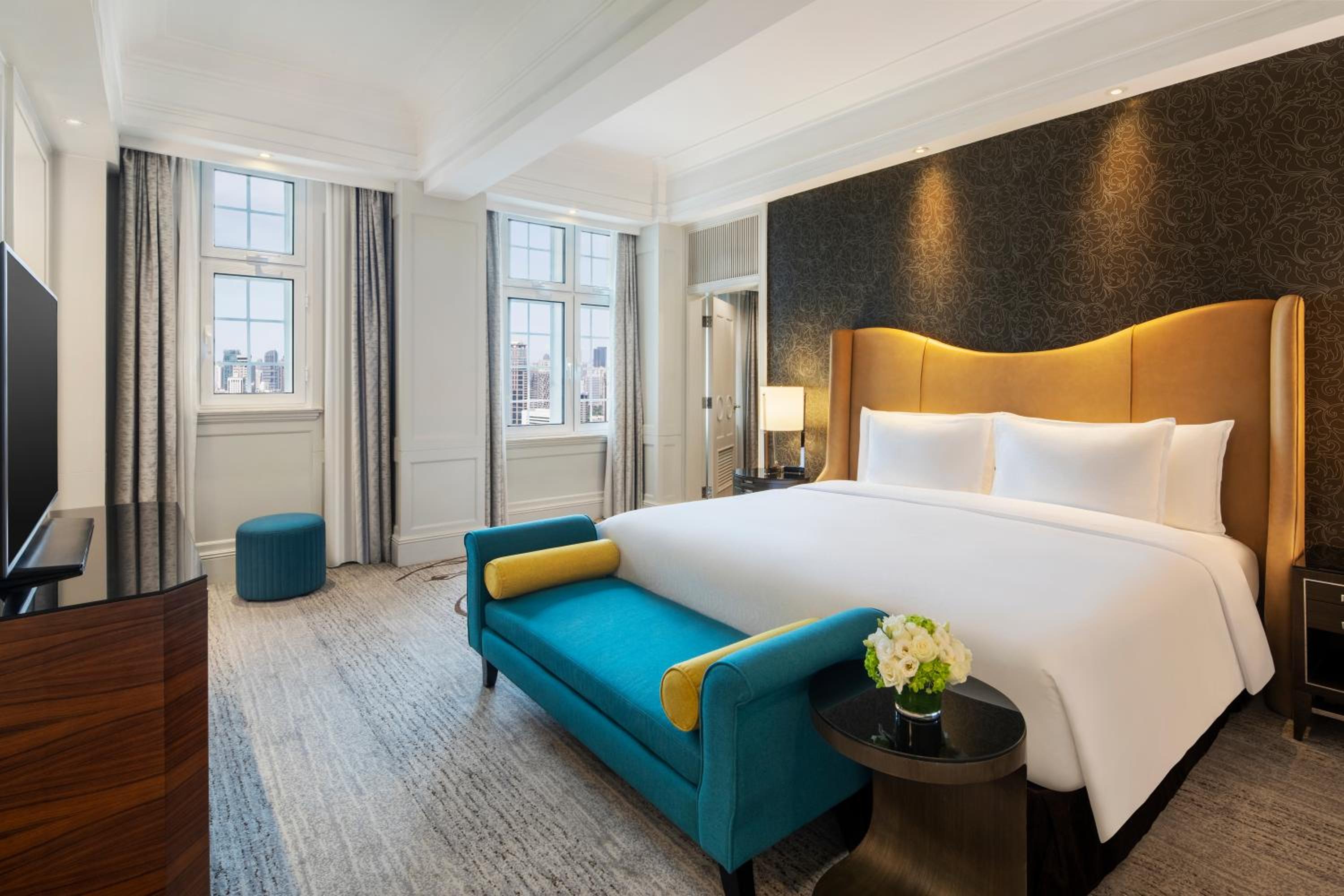 Deluxe Suite-Cathay Building