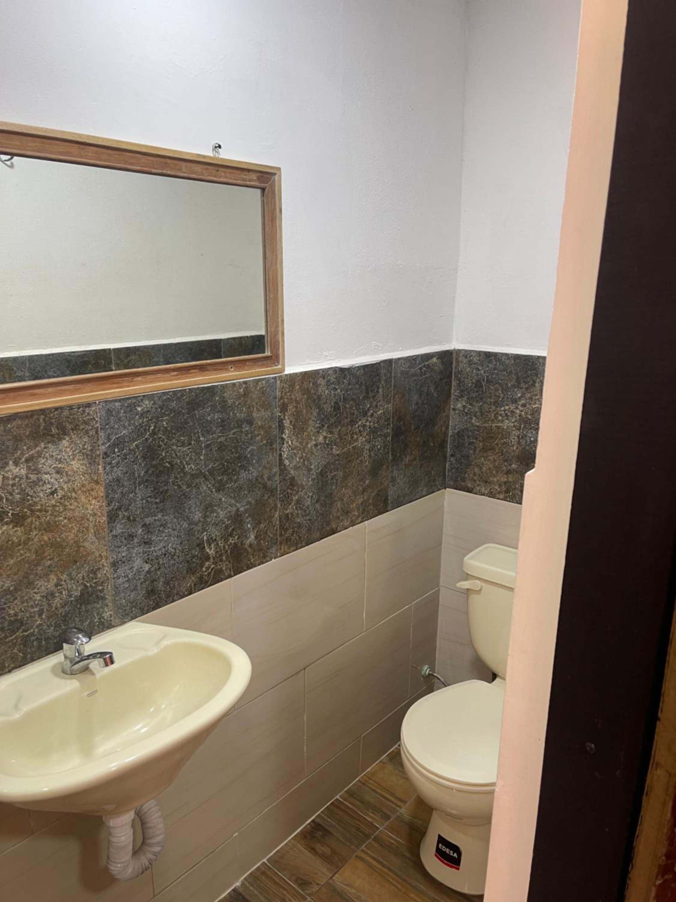 Double Room with Private Bathroom photo 2