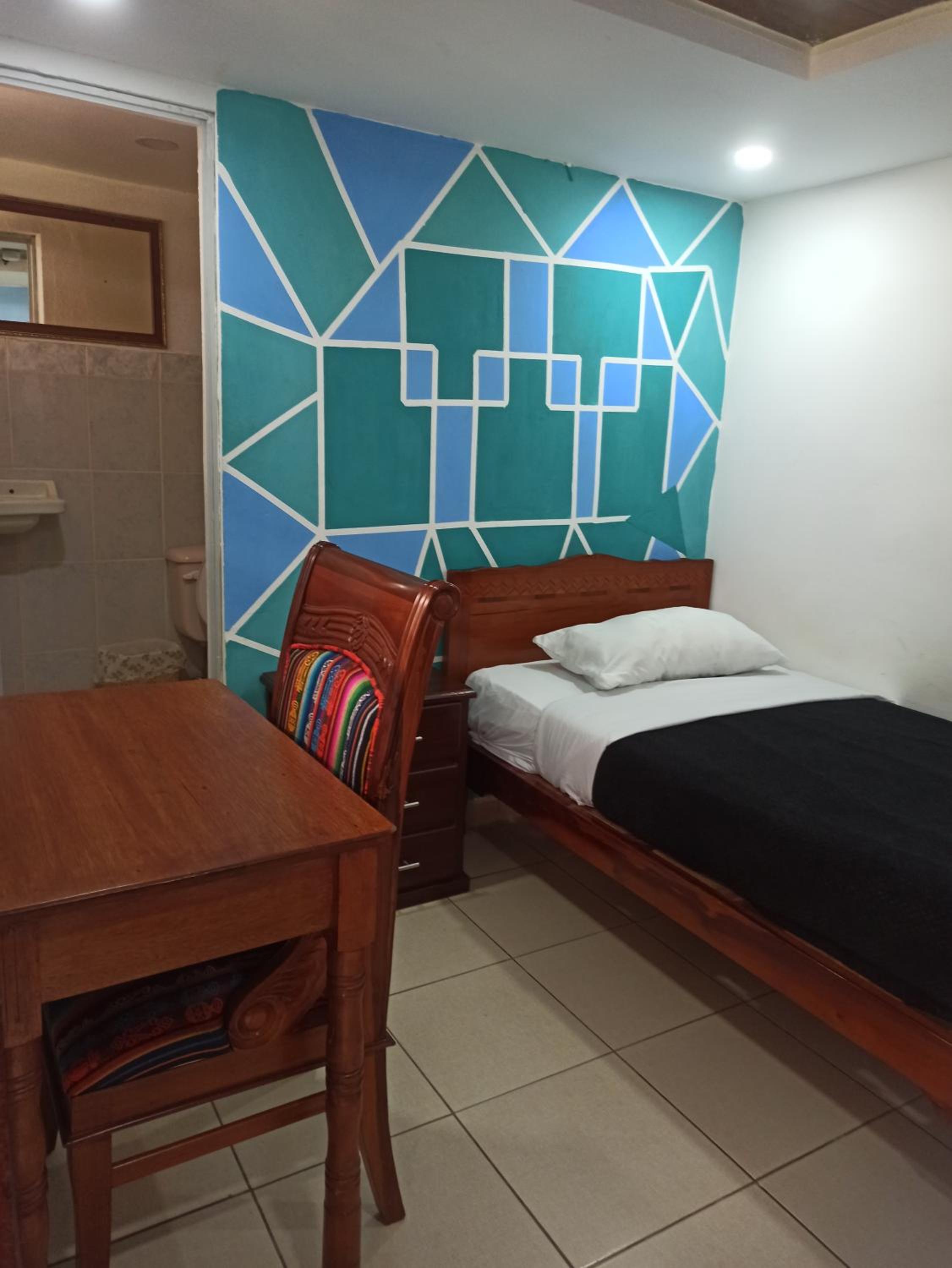 Single Room with Private Bathroom photo 1