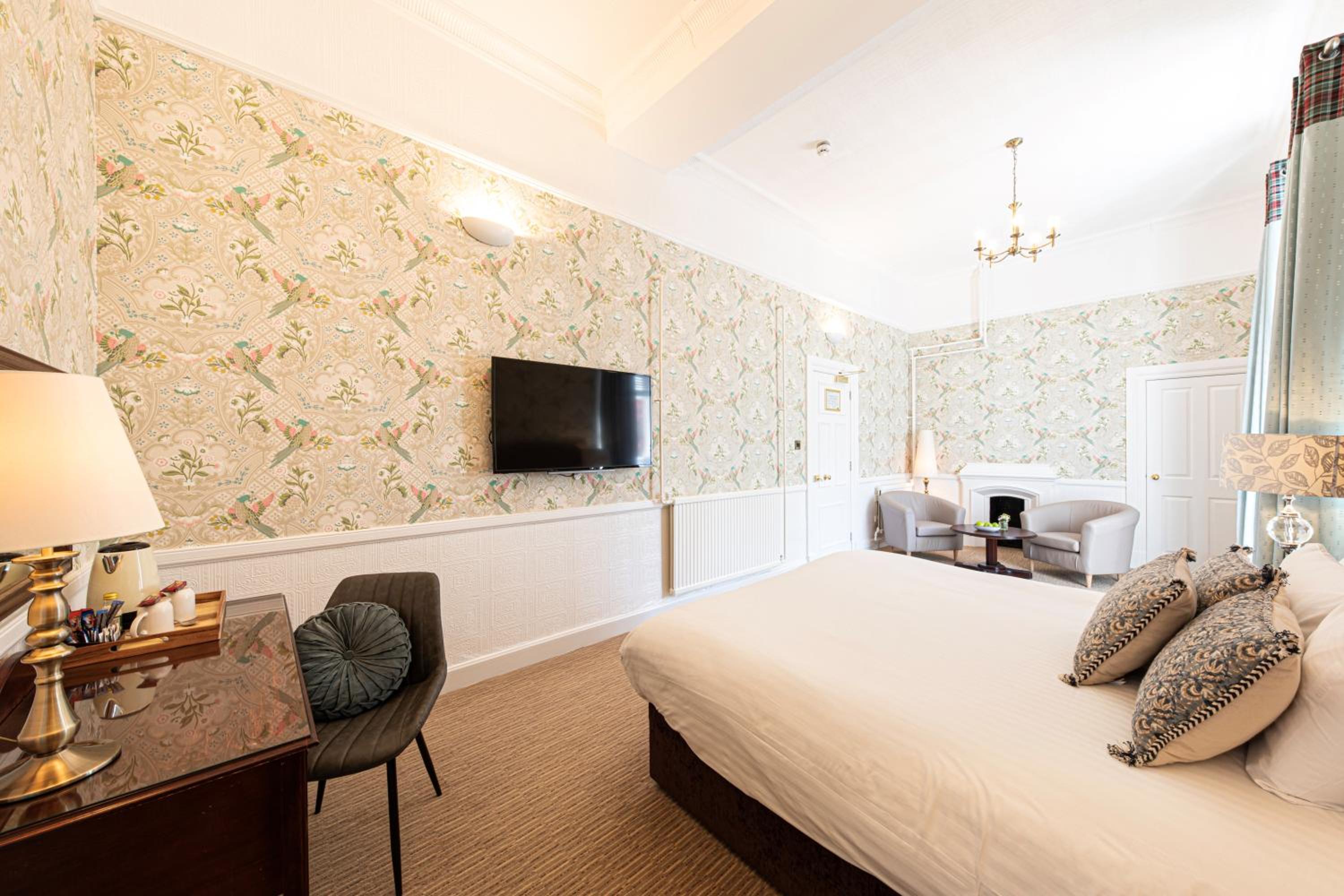 Classic Double or Twin Room - Photo 5