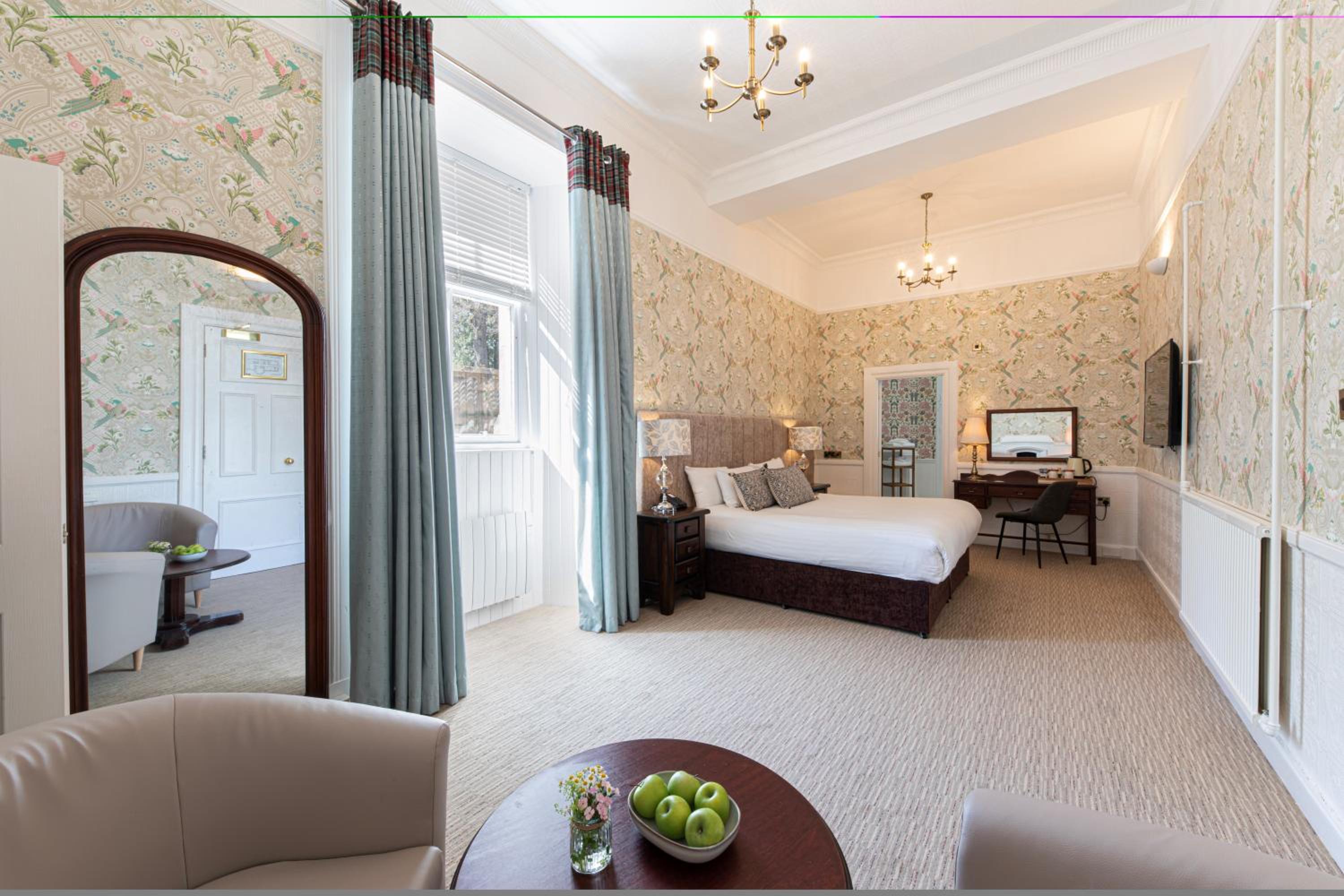 Classic Double or Twin Room - Photo 9