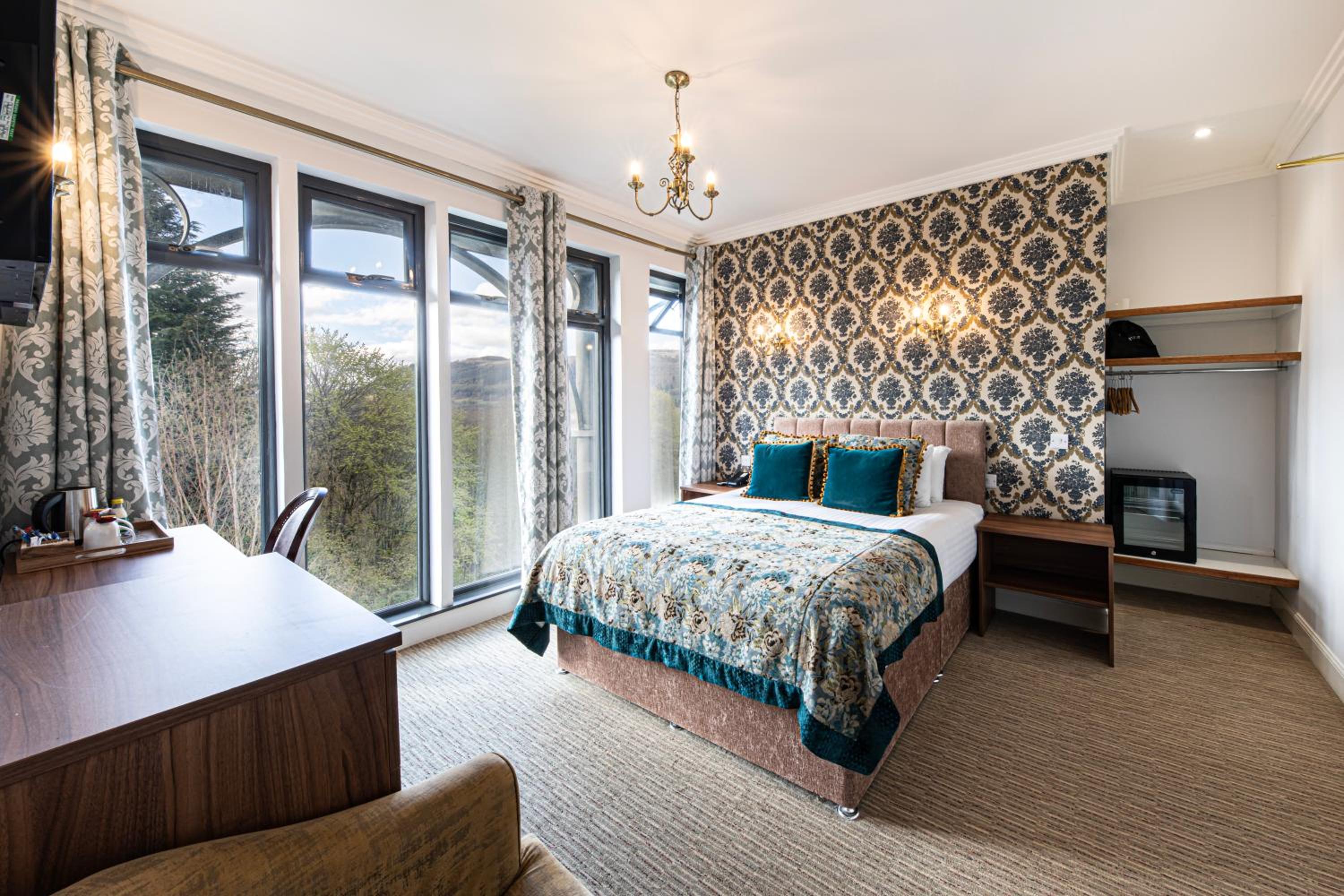 Classic Double or Twin Room - Photo 10