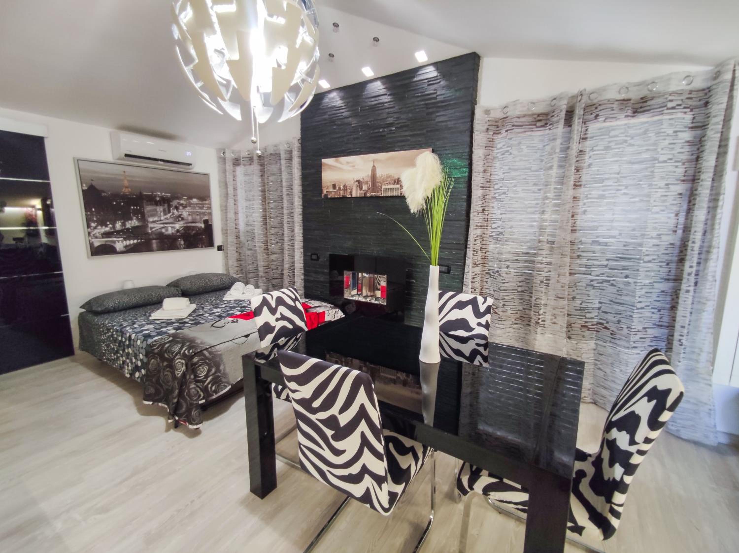 One-Bedroom Apartment With Terrace photo 2
