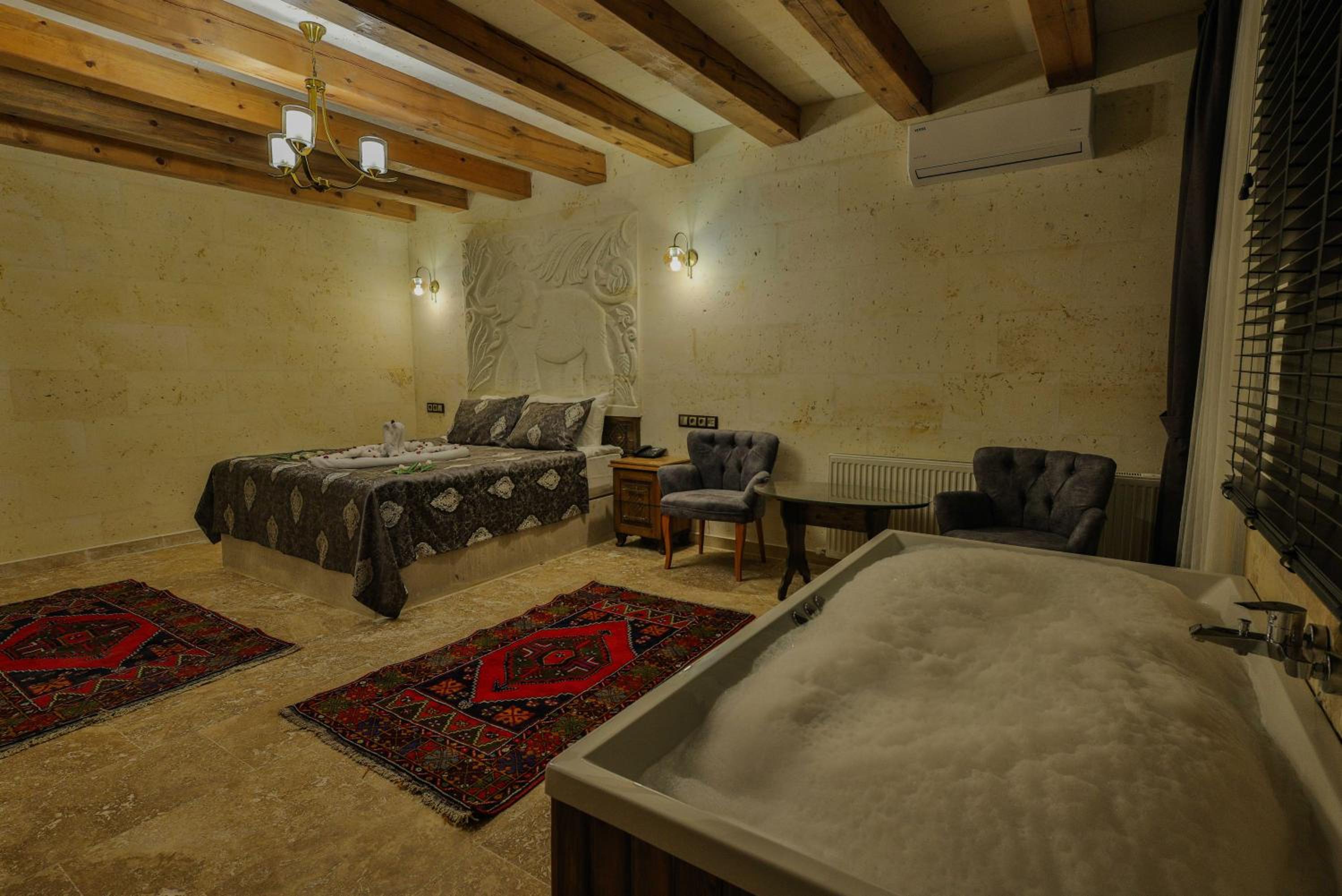 King Room with Garden View photo 2