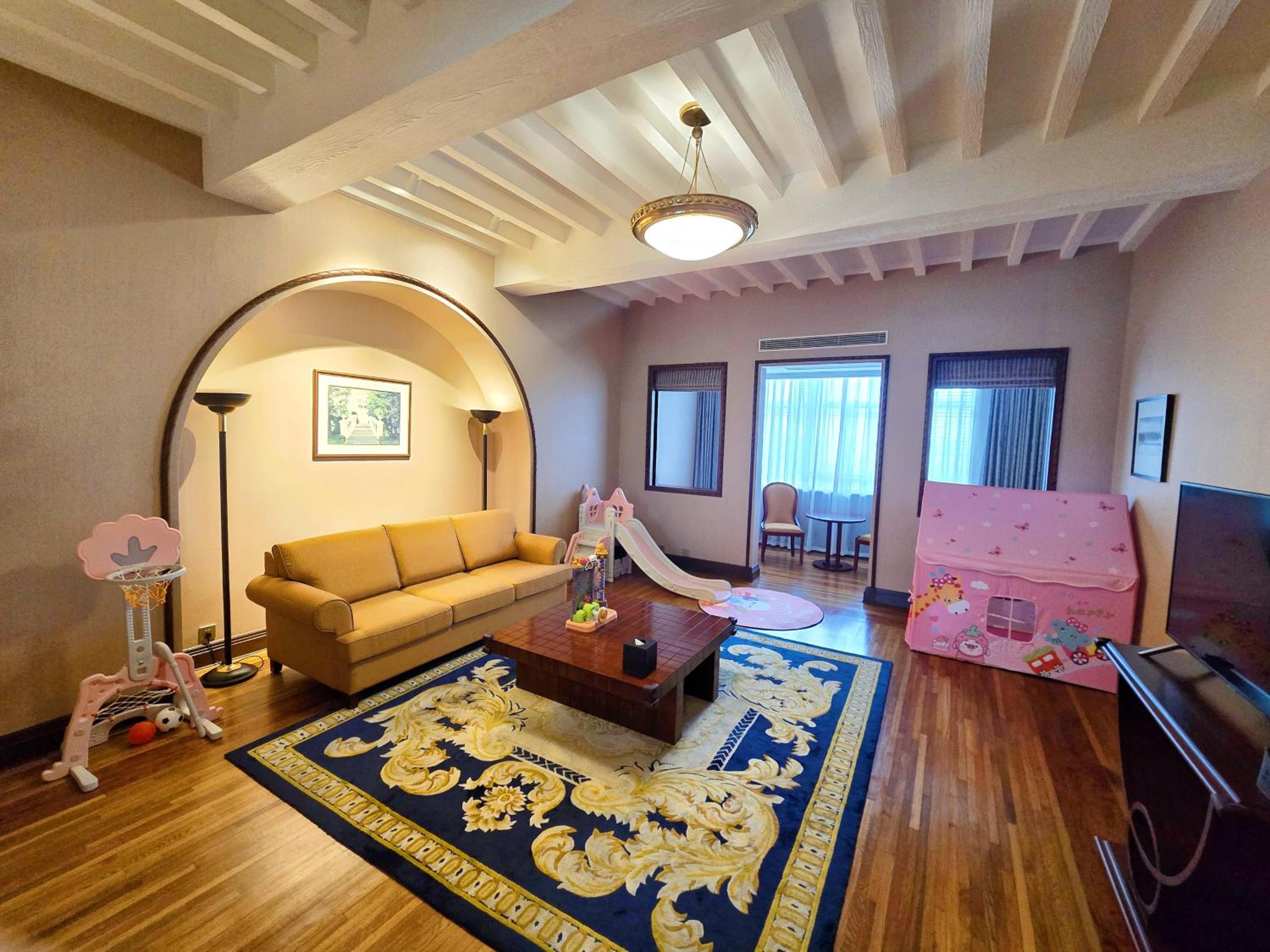 Jin Jiang Family Suite thumbnail 5