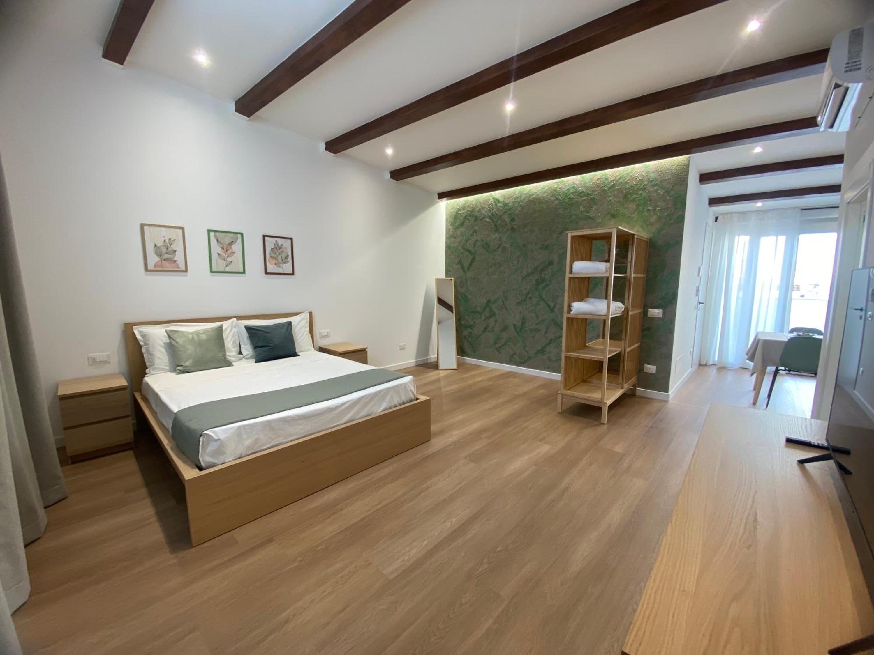 One-Bedroom House photo 1