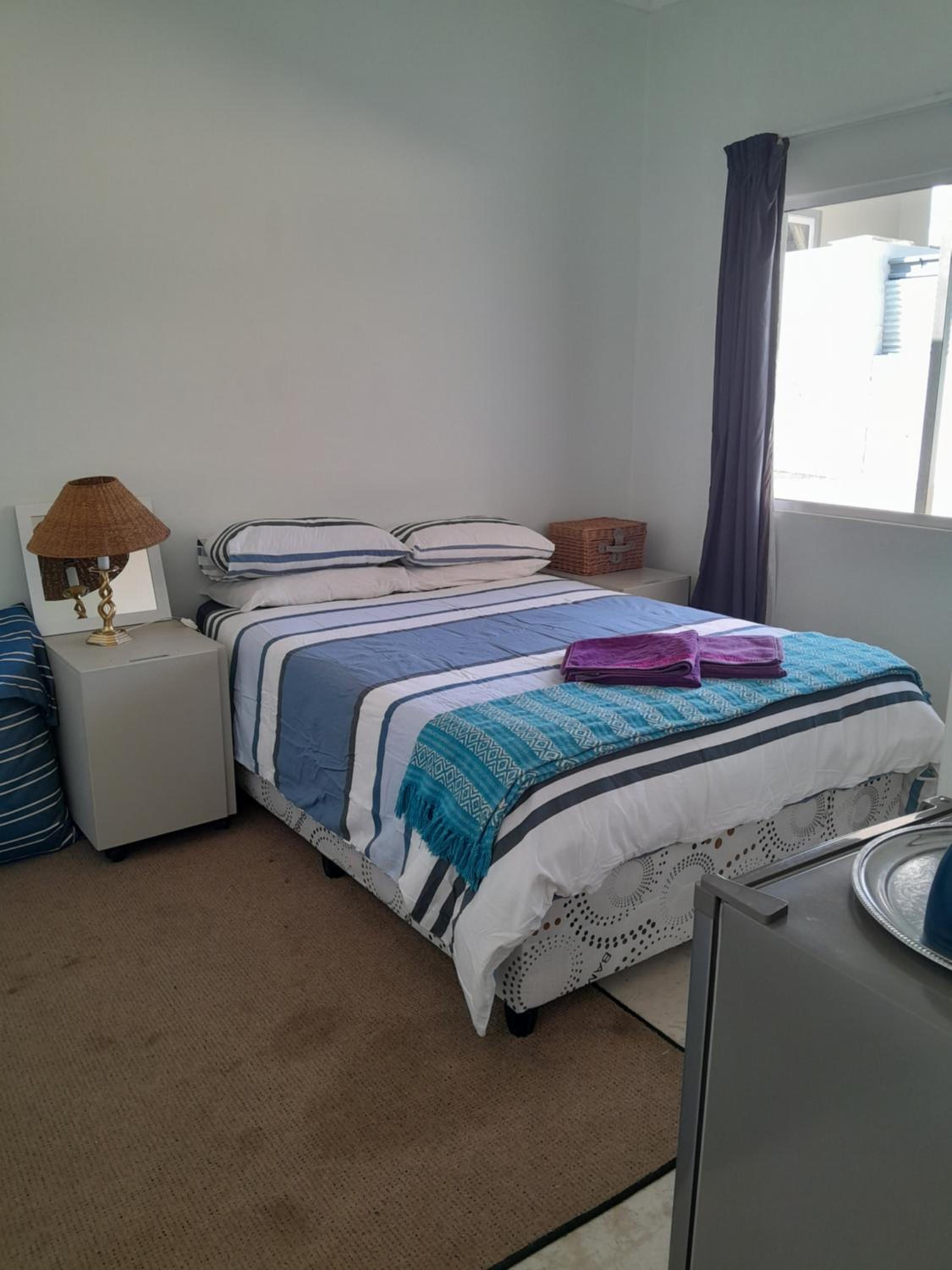 Deluxe Double Room (2 Adults + 1 Child)