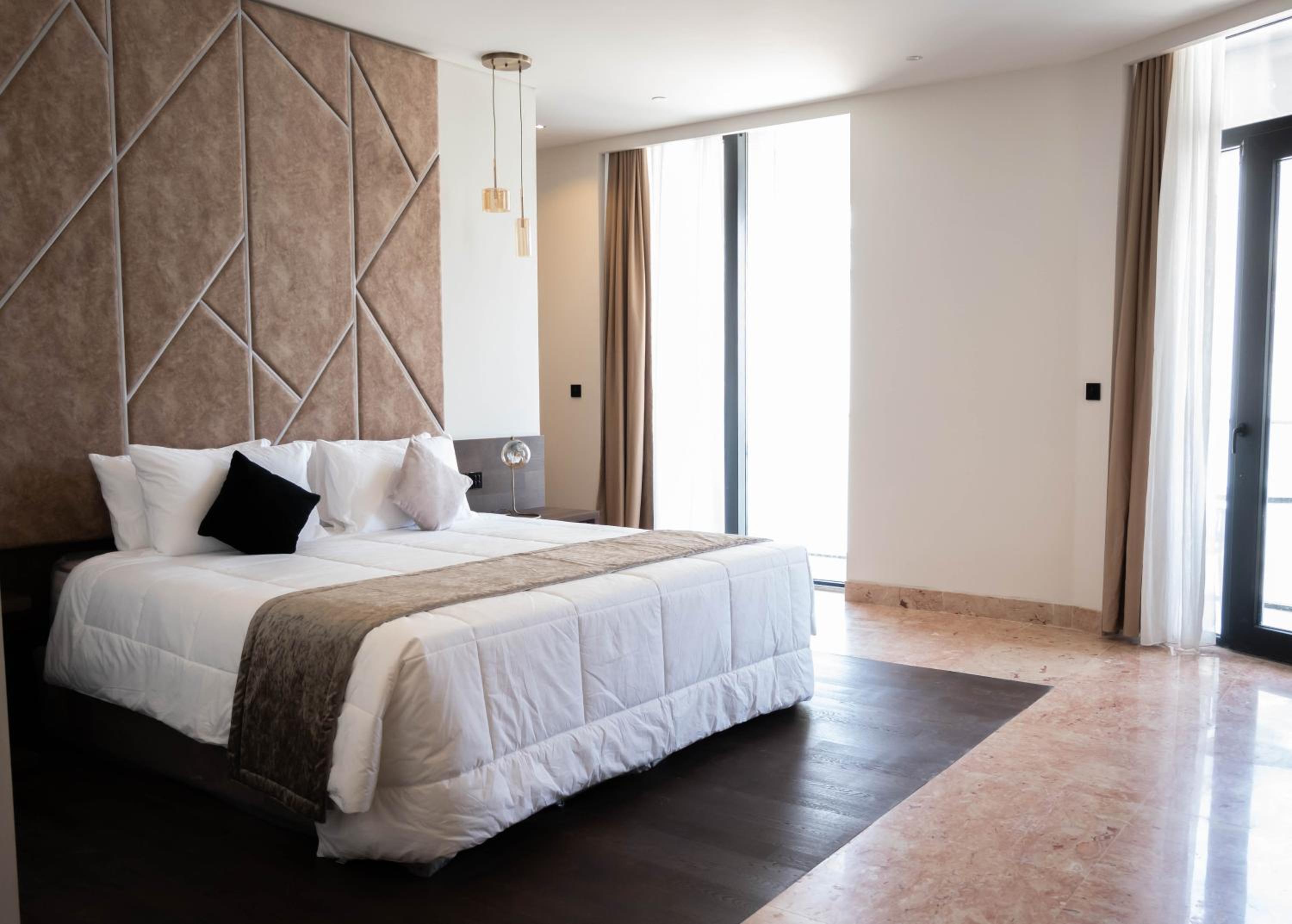 Two-Bedroom Apartment with Harbor View photo 1